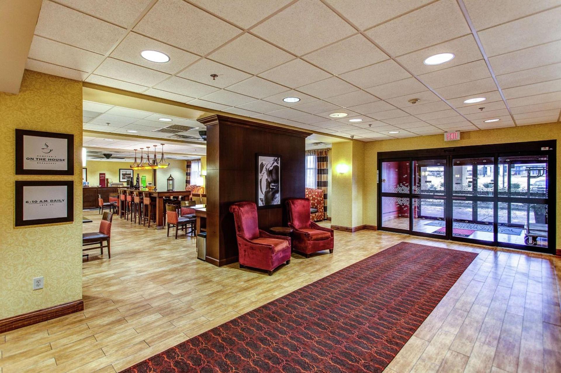Hampton Inn Junction City photo 4
