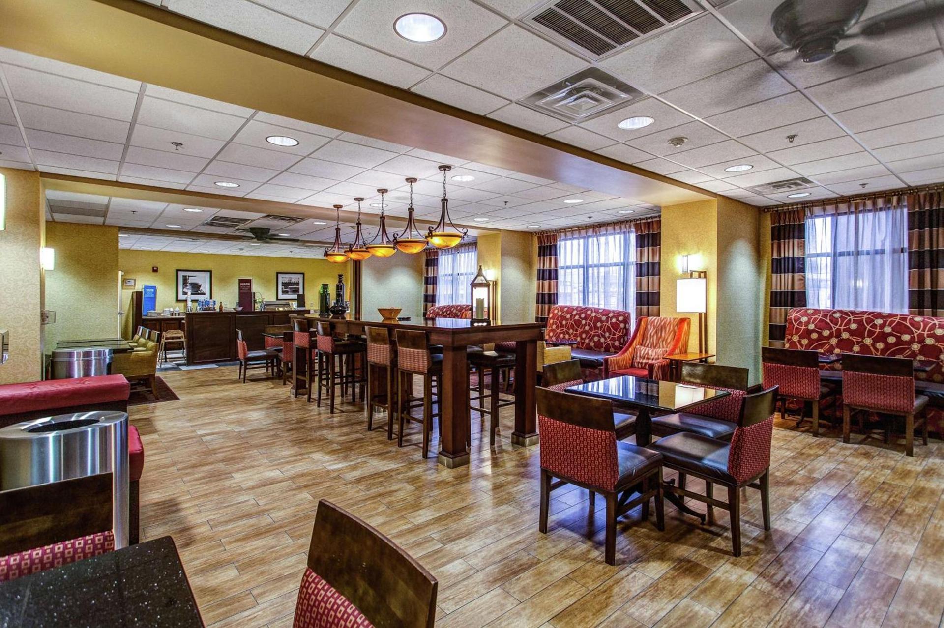 Hampton Inn Junction City photo 6