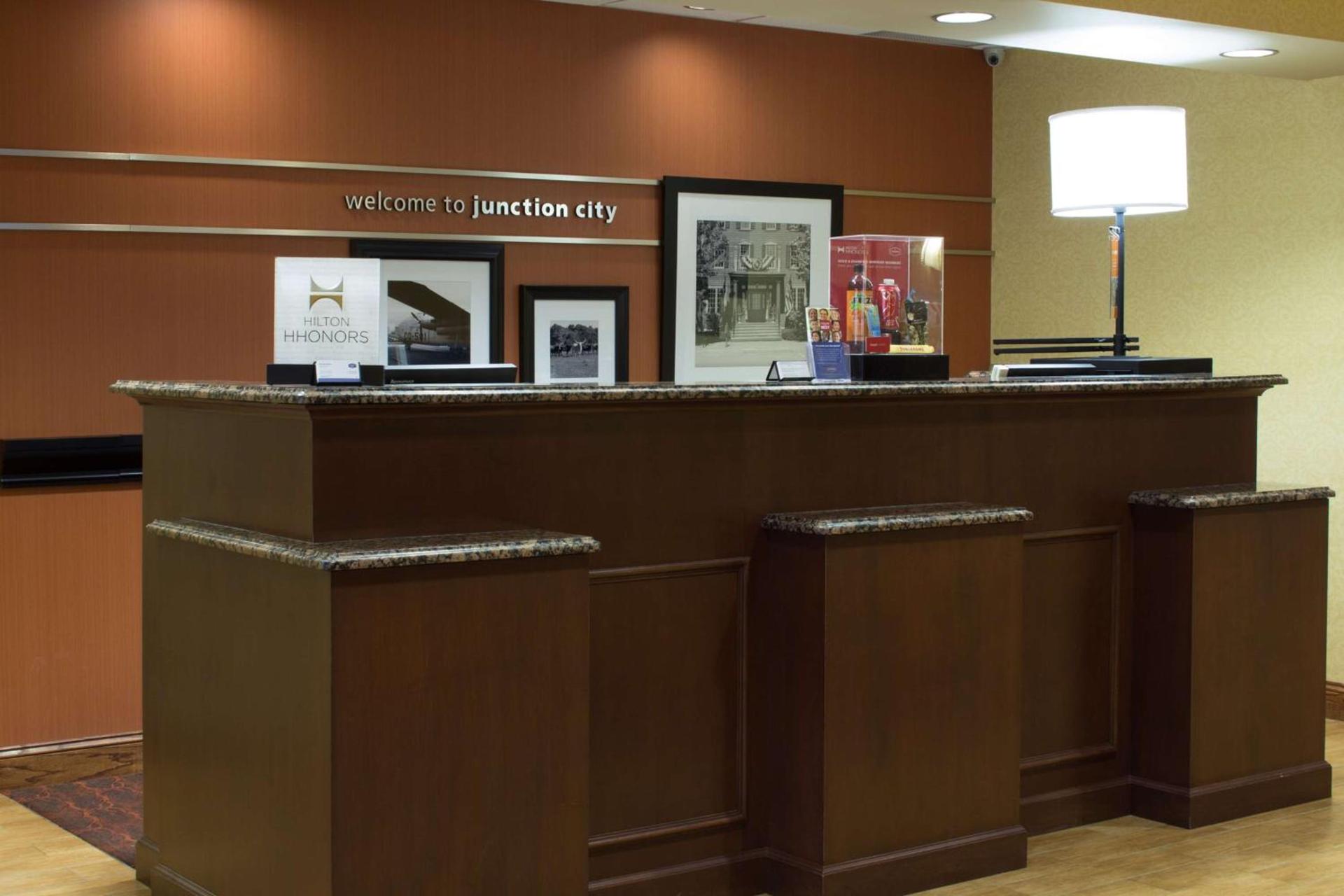 Hampton Inn Junction City photo 10