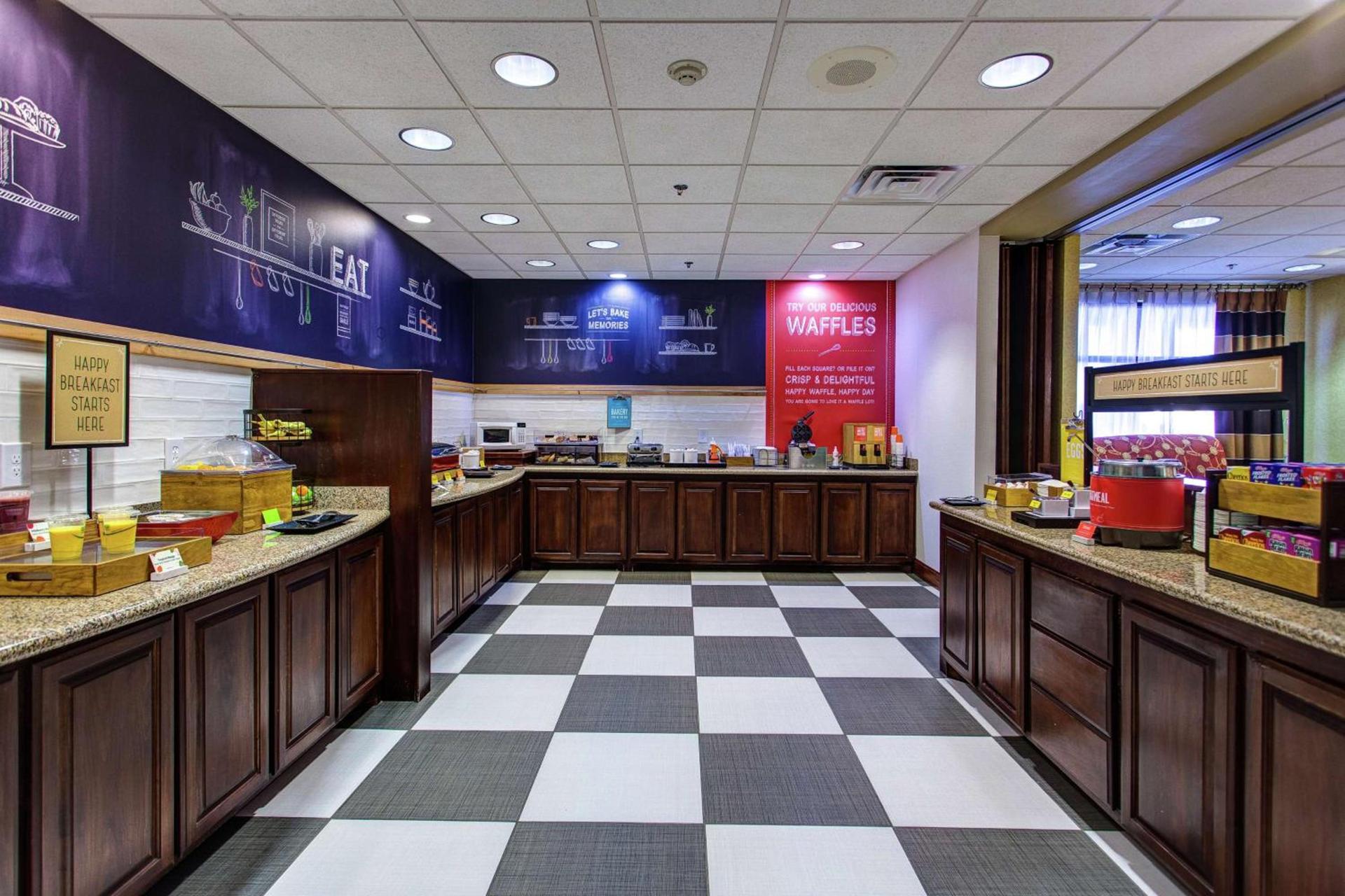 Hampton Inn Junction City photo 18