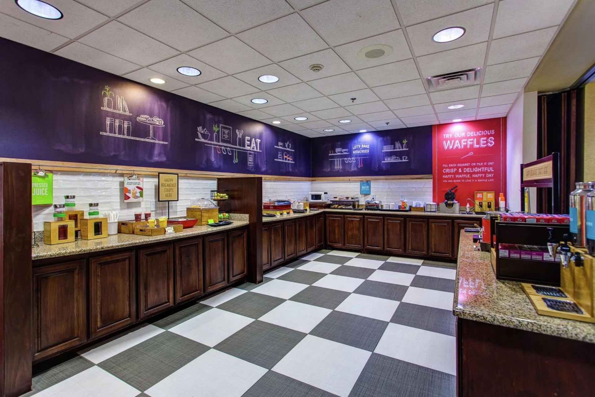 Hampton Inn Junction City photo 19