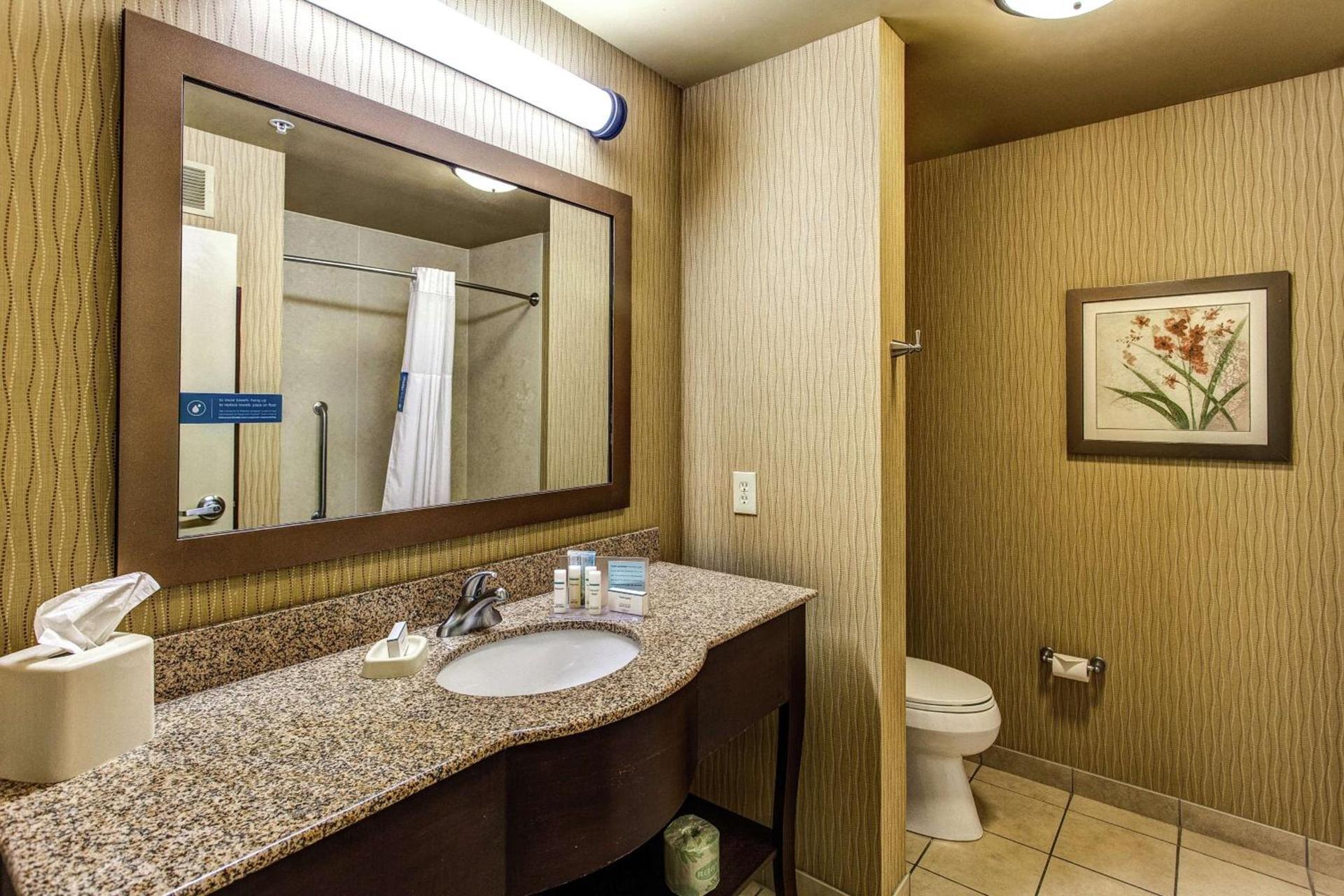 Hampton Inn Junction City photo 30