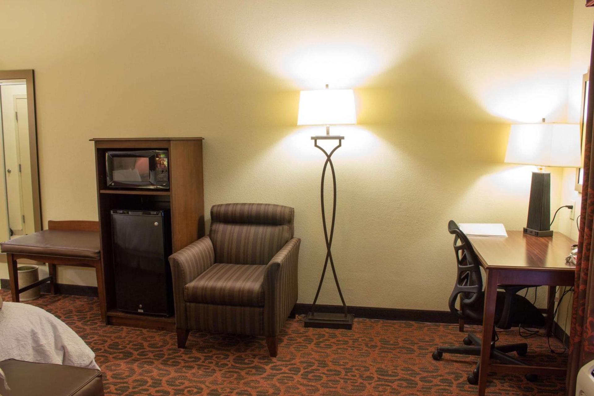 Hampton Inn Junction City photo 46