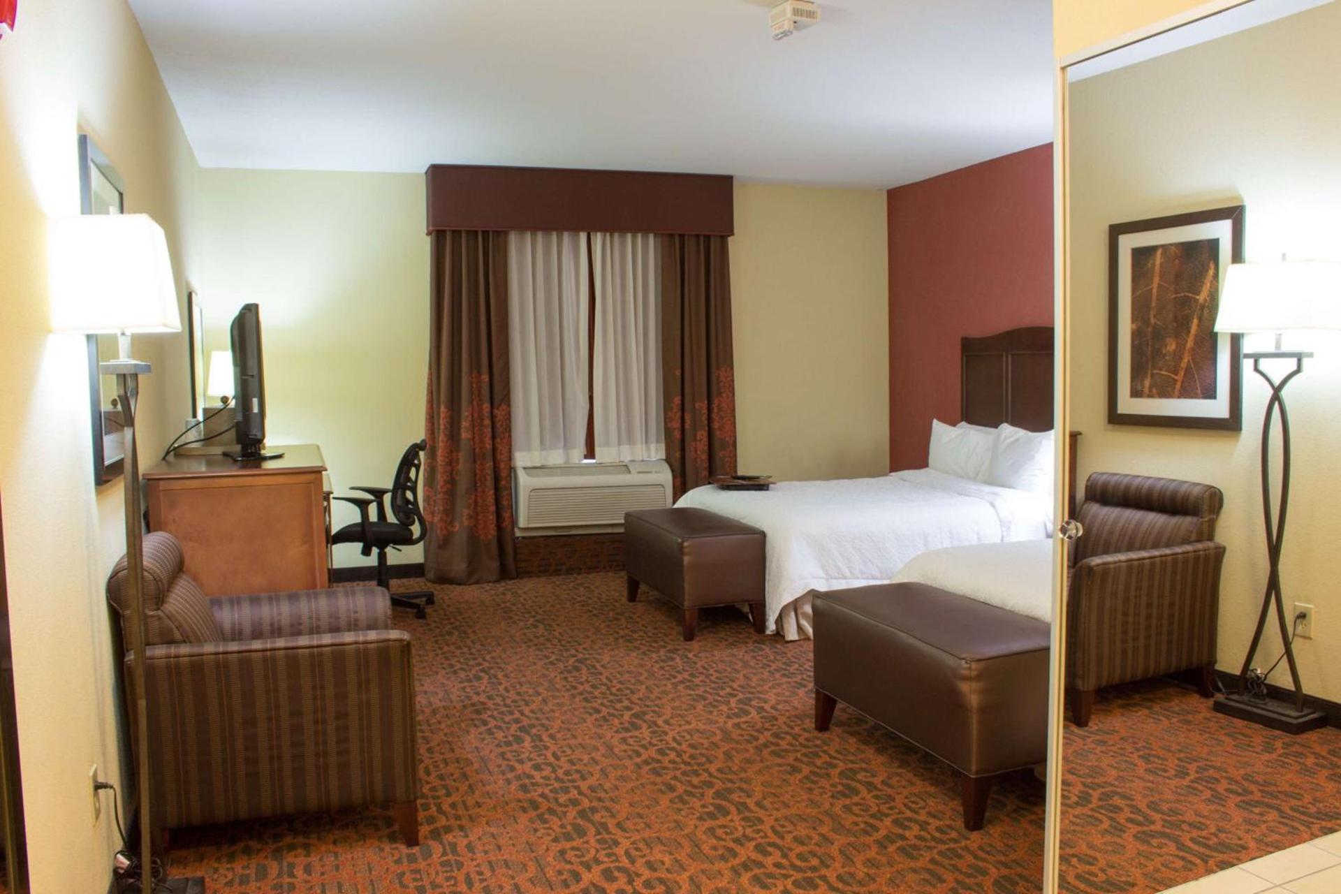 Hampton Inn Junction City photo 55