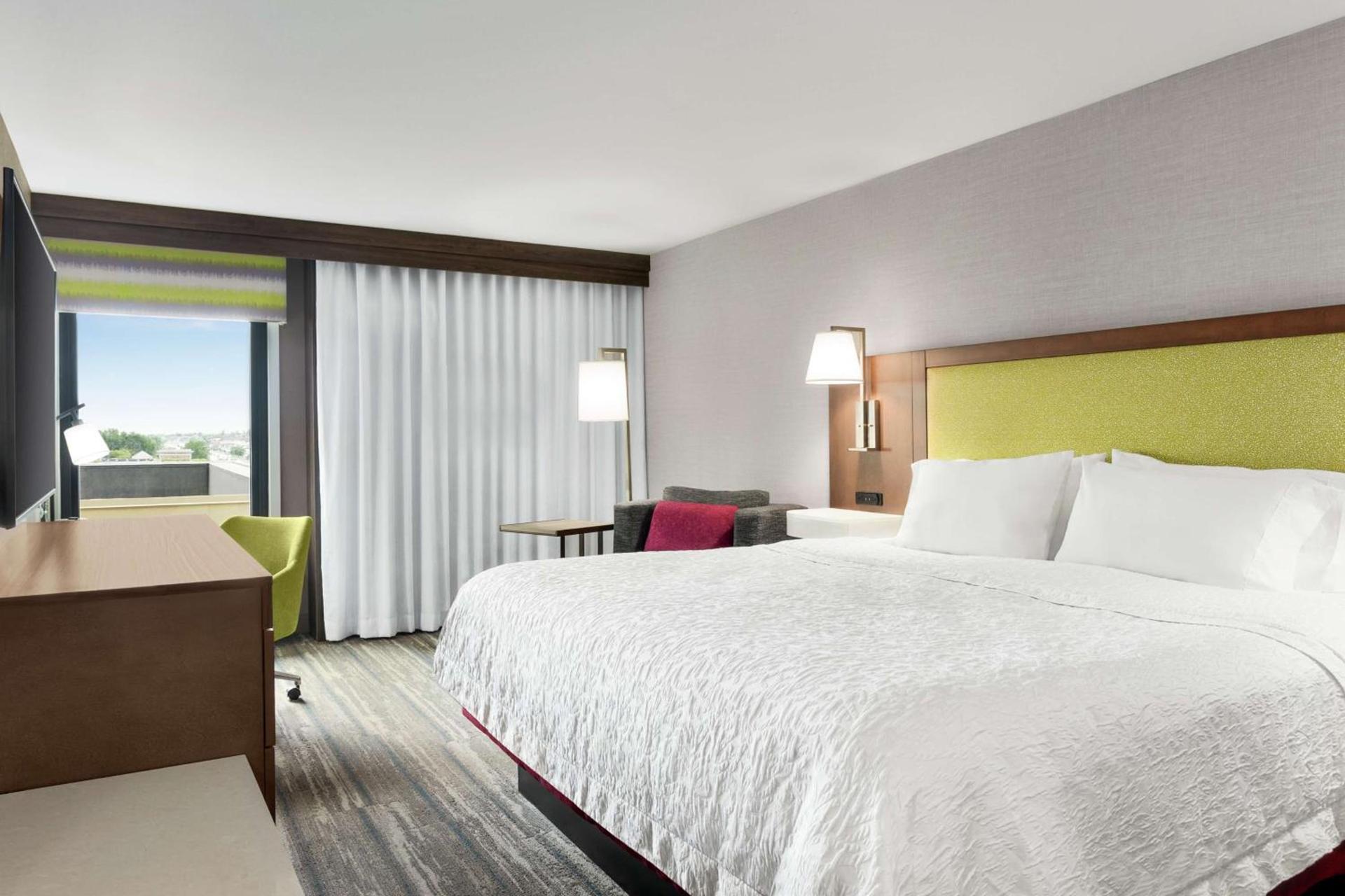 Hampton Inn Milwaukee Brookfield photo 34