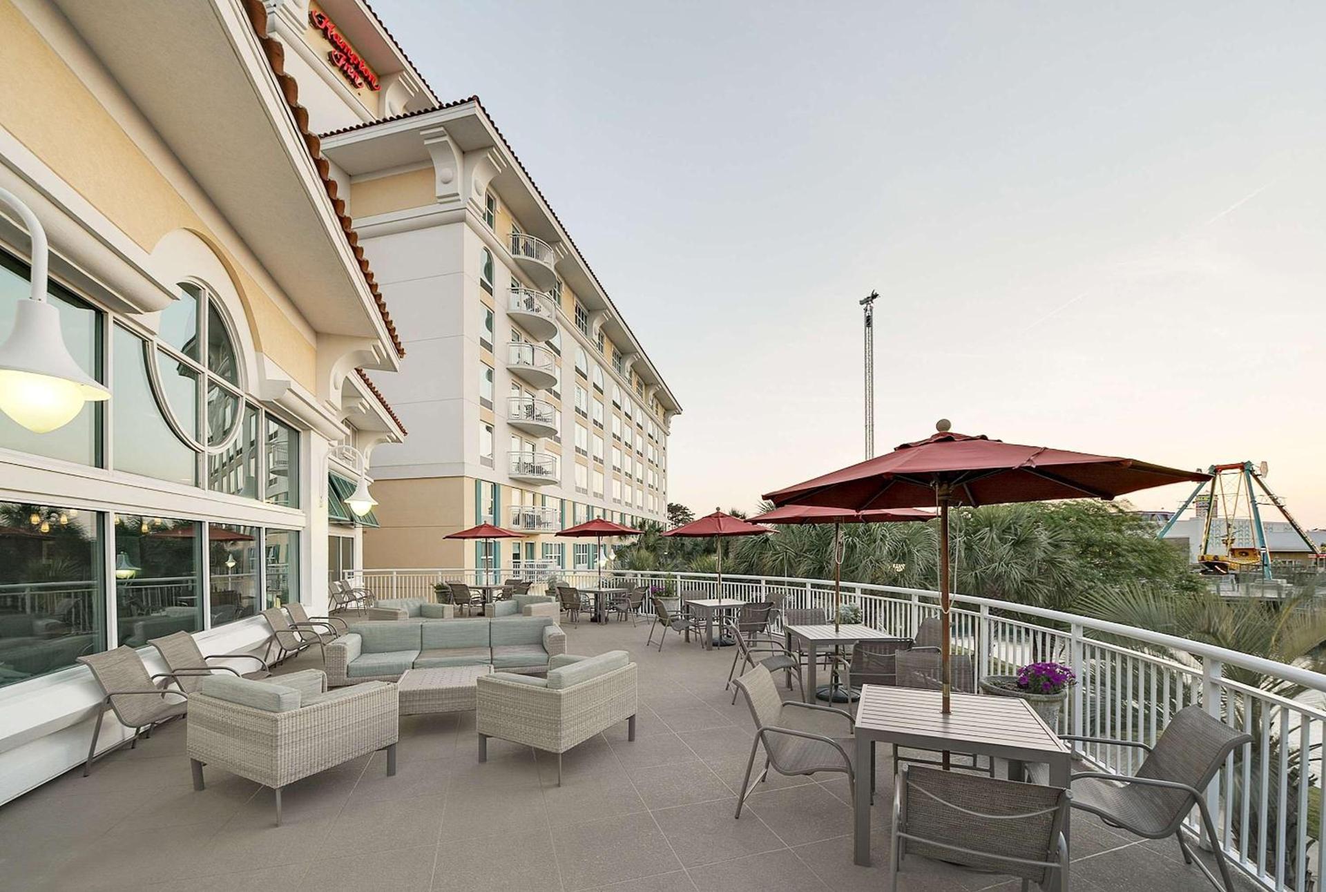 Hampton Inn Myrtle Beach Broadway at the Beach photo 2
