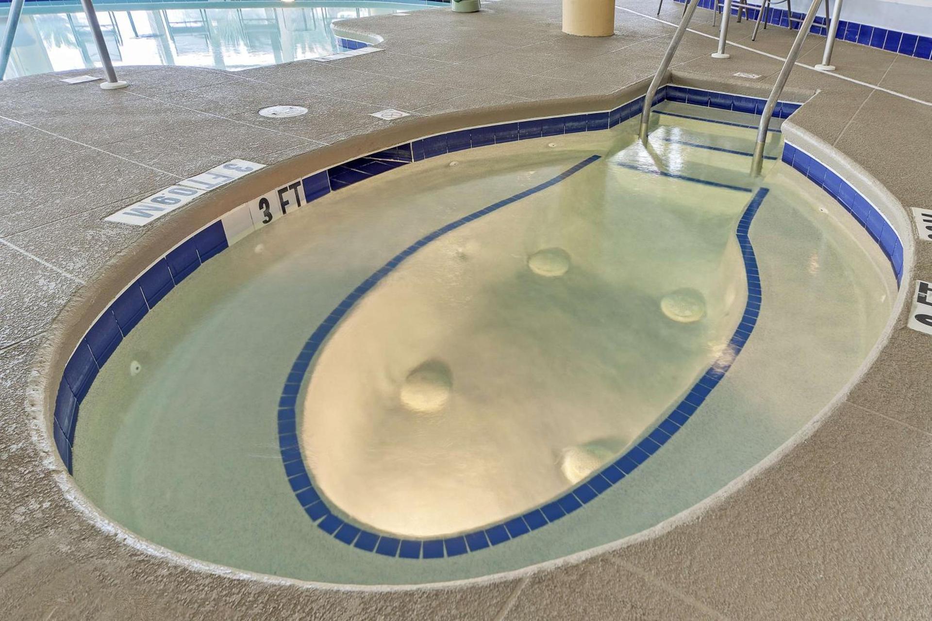 Hampton Inn Myrtle Beach Broadway at the Beach photo 7