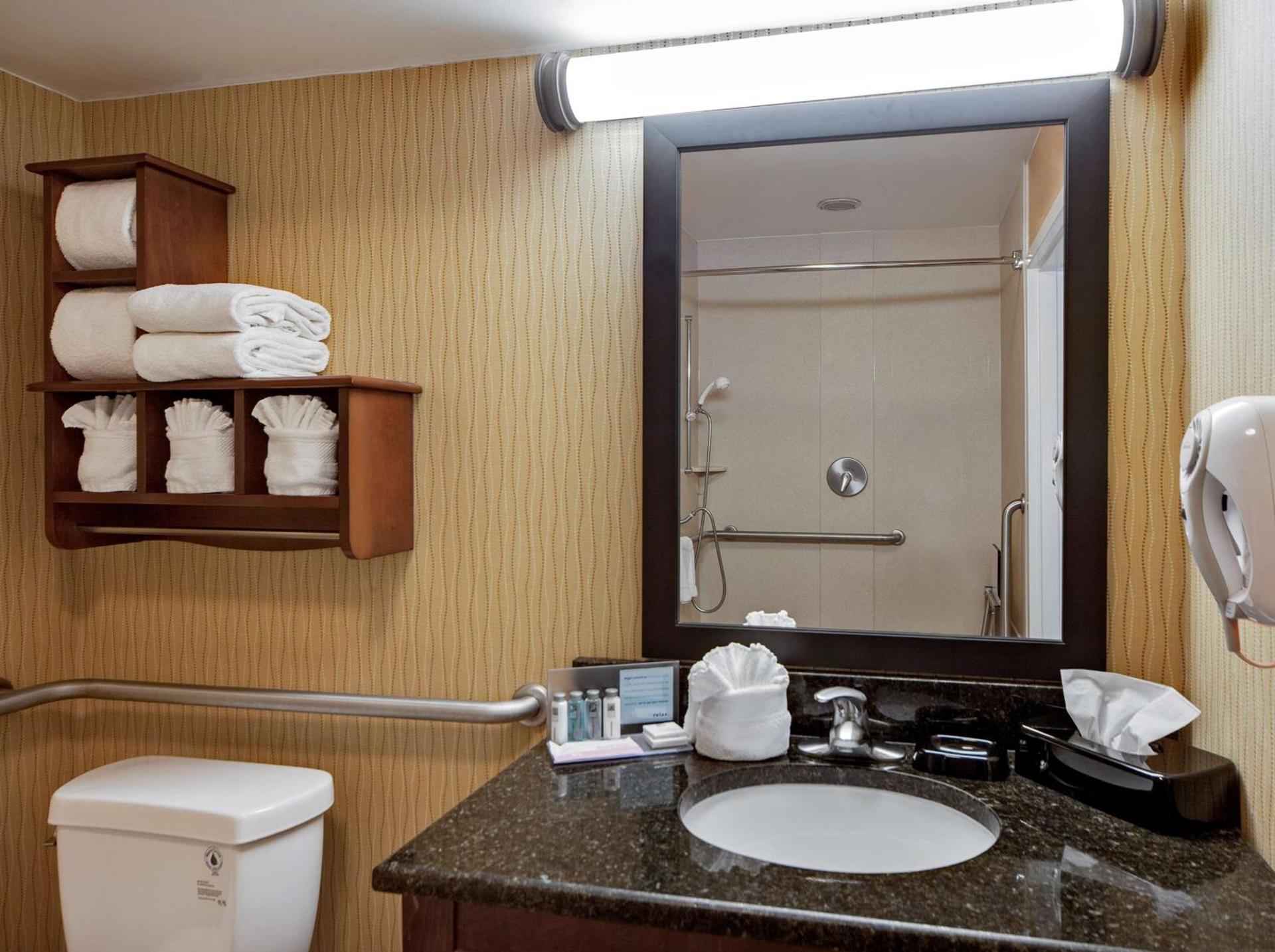 Hampton Inn Myrtle Beach Broadway at the Beach photo 19