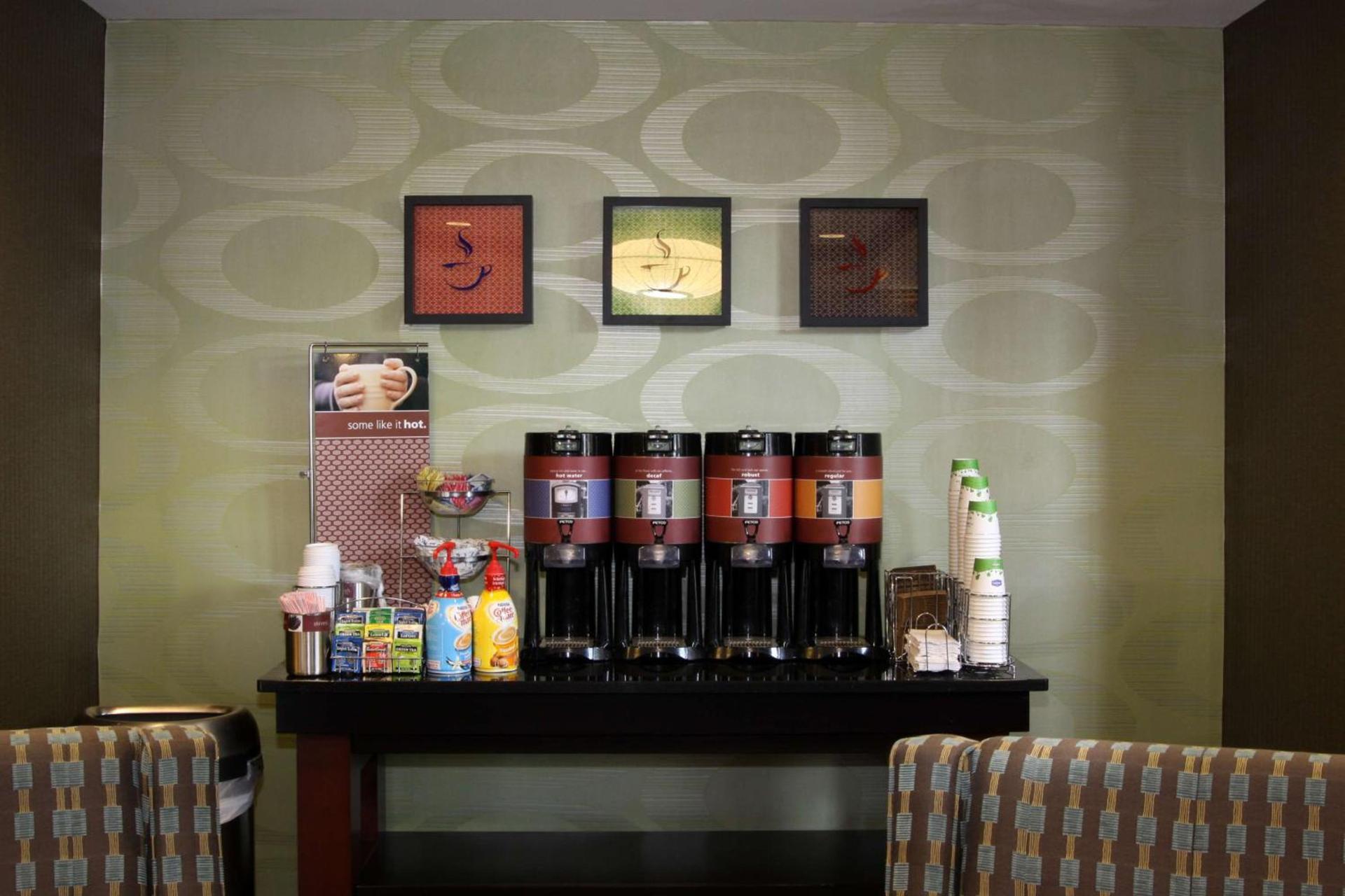 Hampton Inn & Suites Paducah photo 10