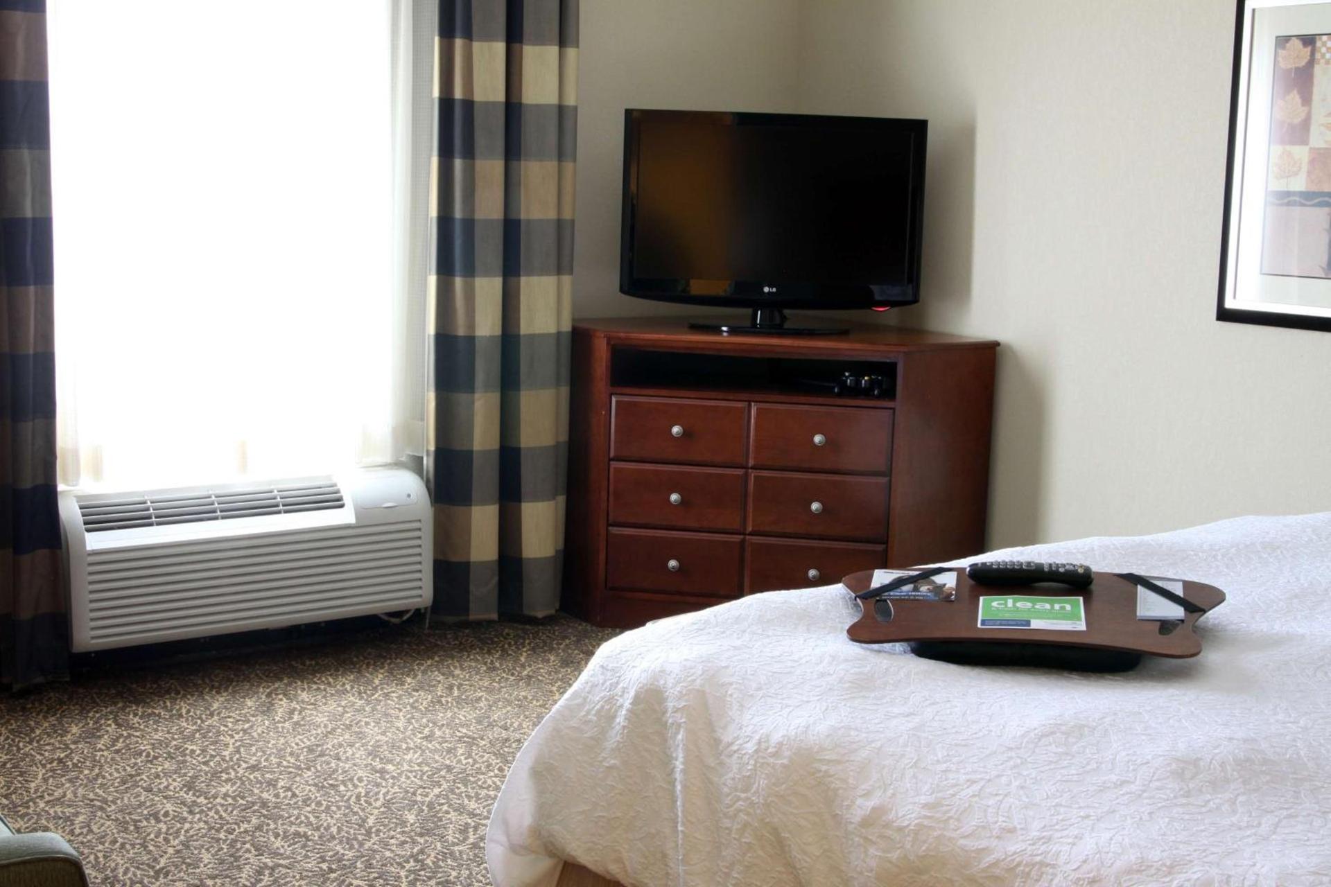 Hampton Inn & Suites Paducah photo 29