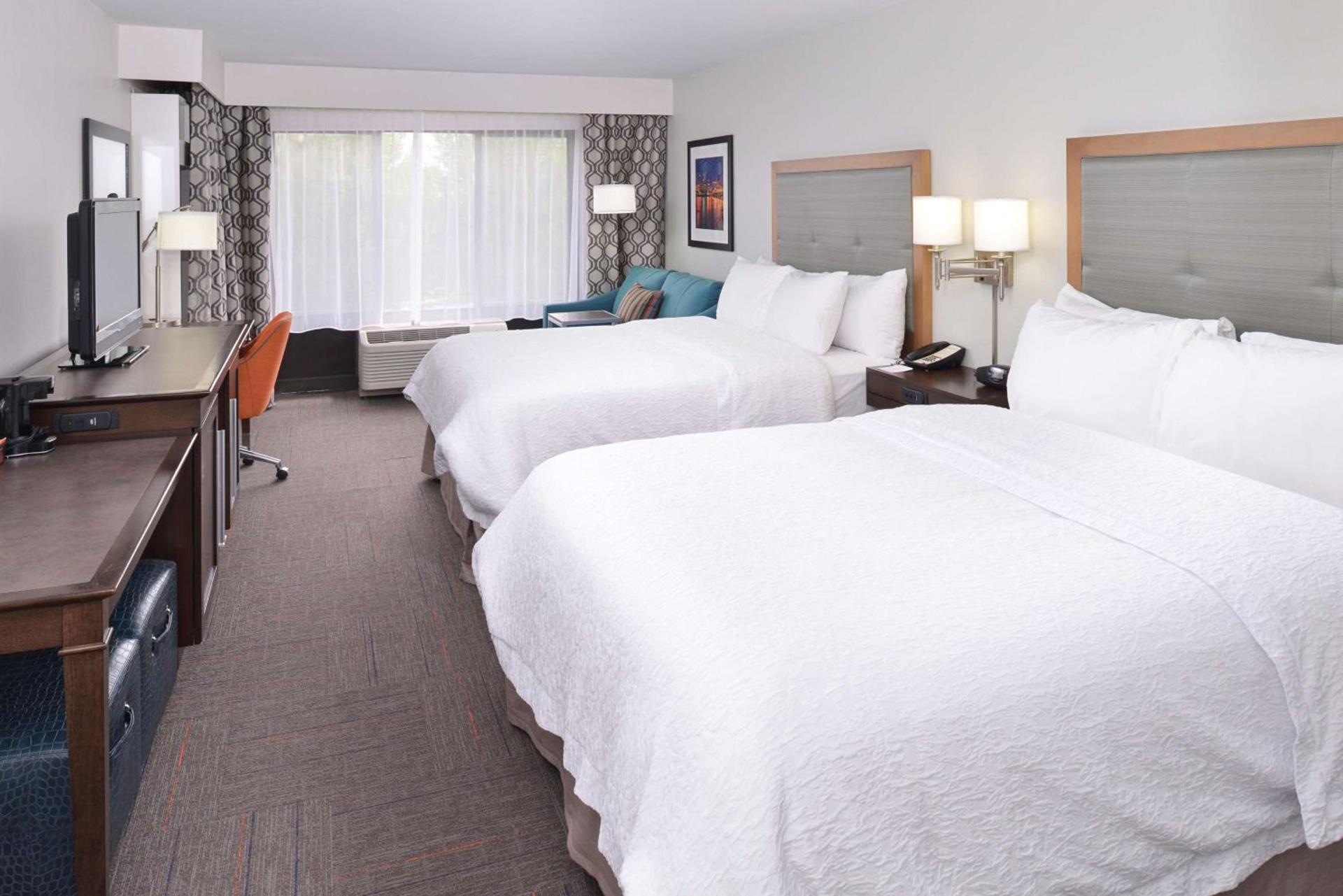 Hampton Inn Portland East photo 22