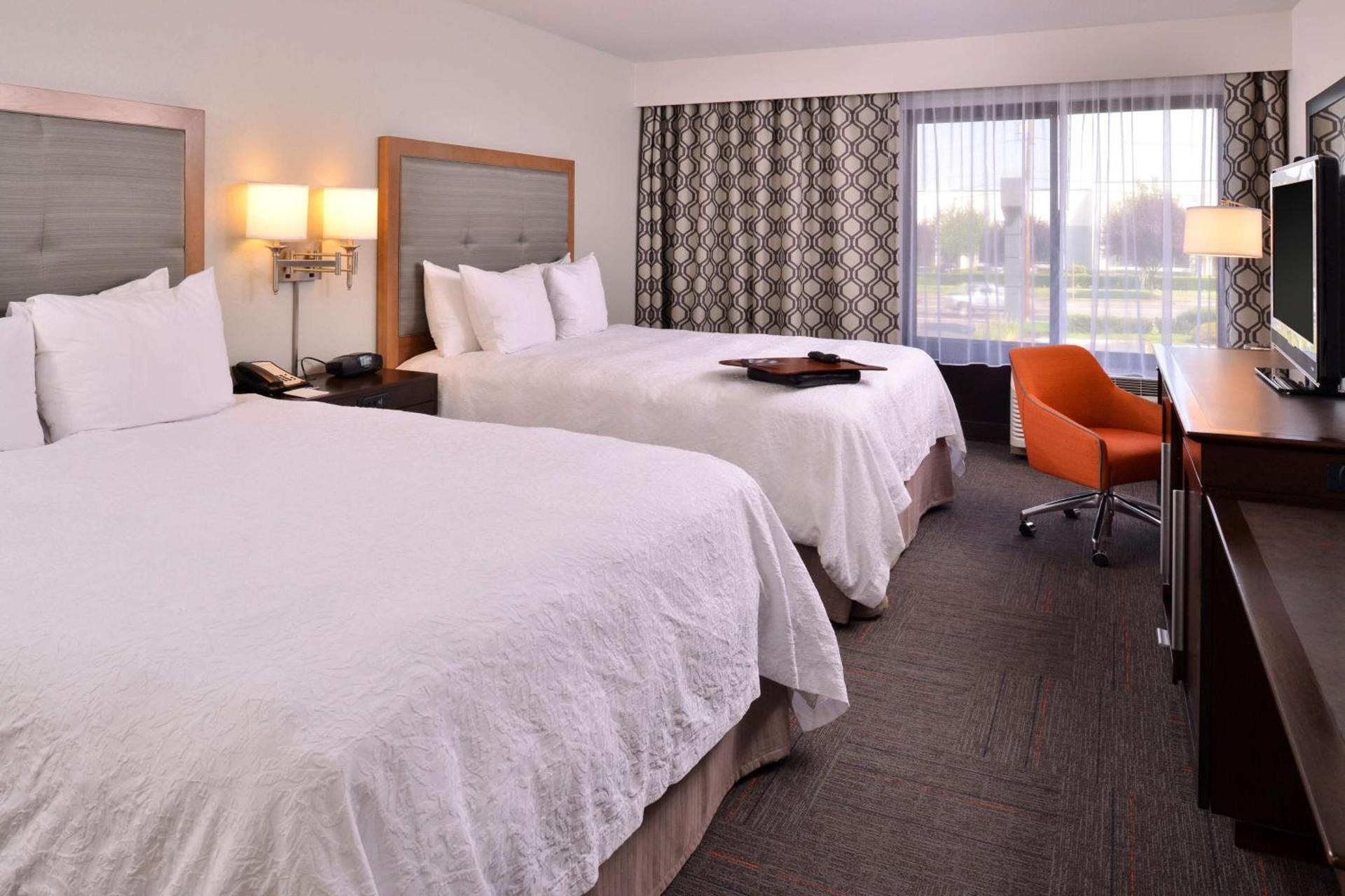Hampton Inn Portland East photo 24