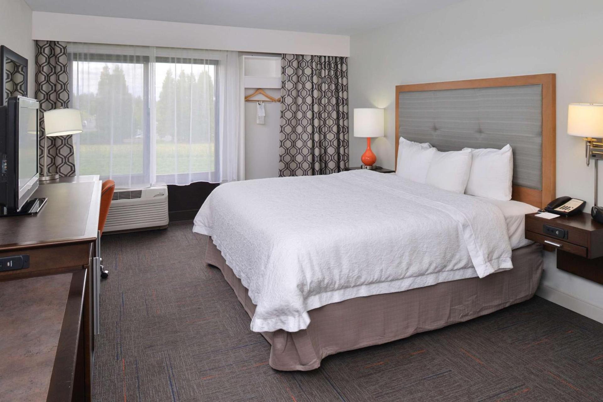 Hampton Inn Portland East photo 27
