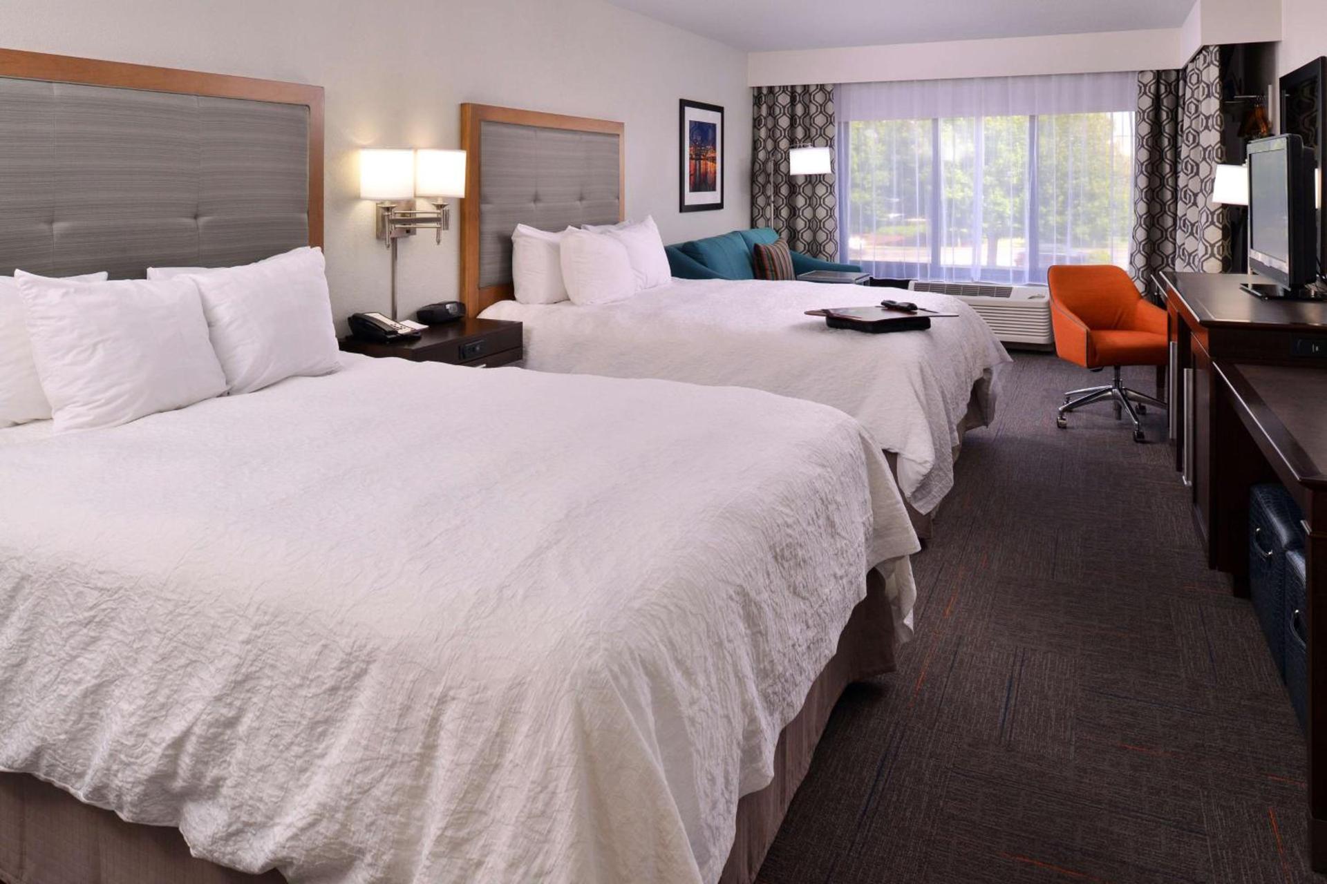 Hampton Inn Portland East photo 40