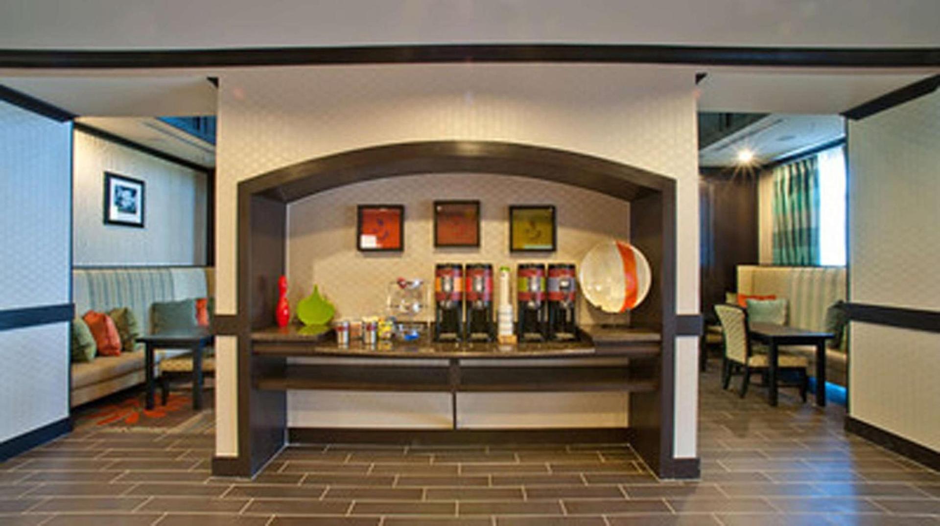 Hampton Inn & Suites Denison photo 15