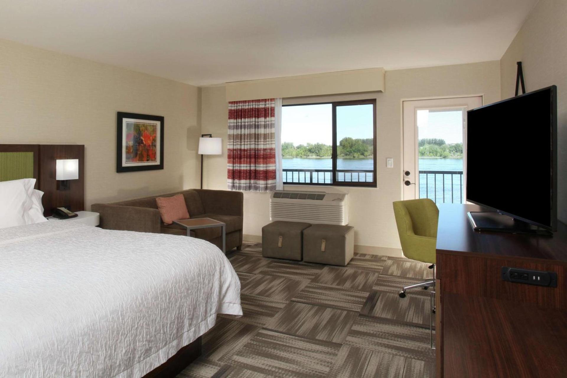 Hampton Inn Richland-Tri Cities photo 32