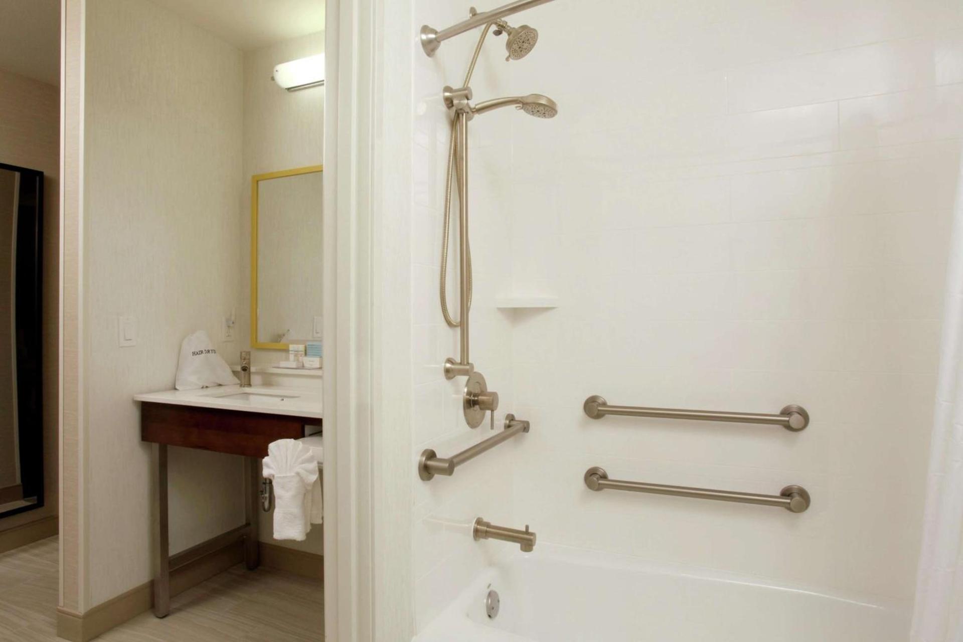 Hampton Inn Richland-Tri Cities photo 39
