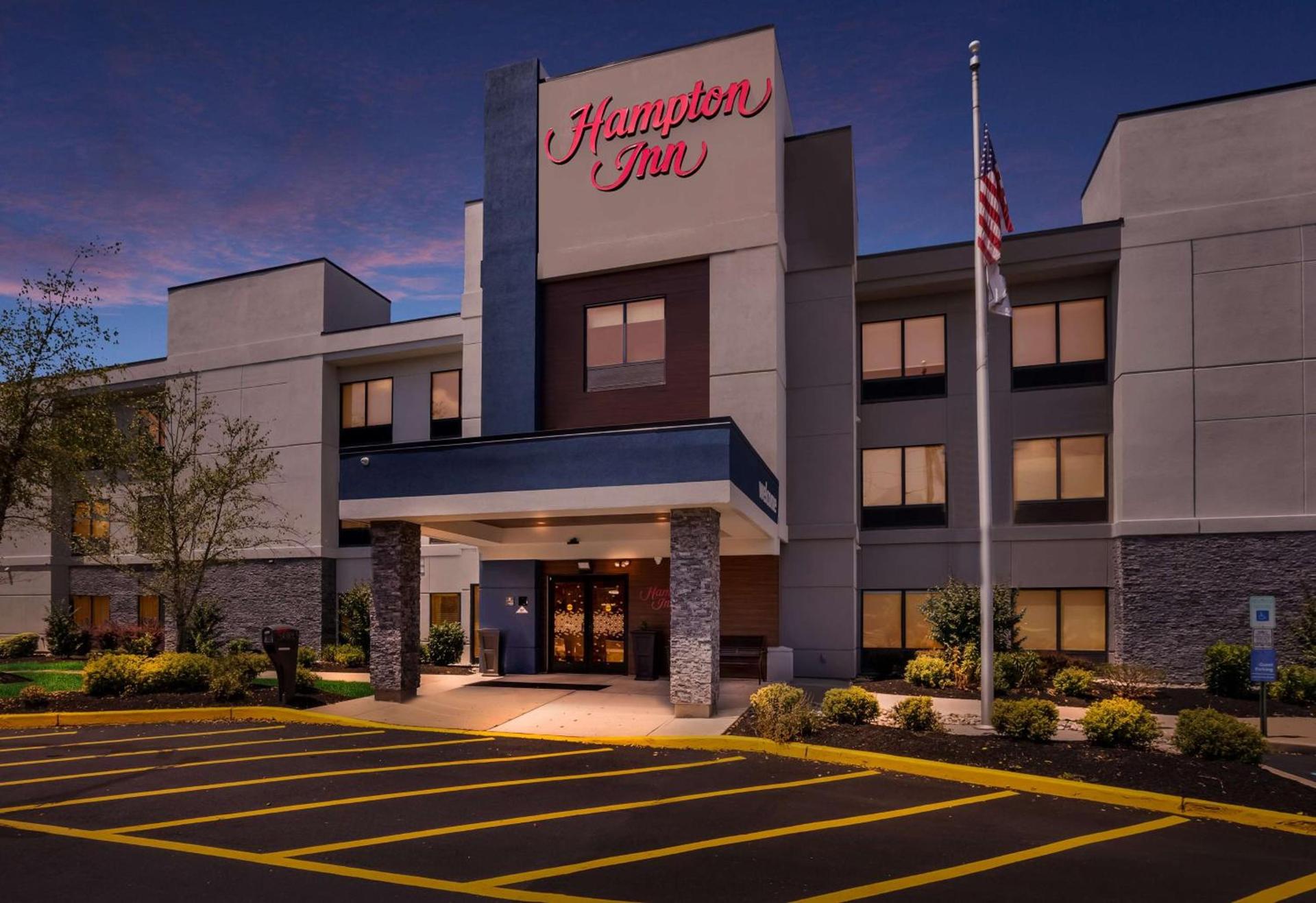 Hampton Inn Princeton photo 8