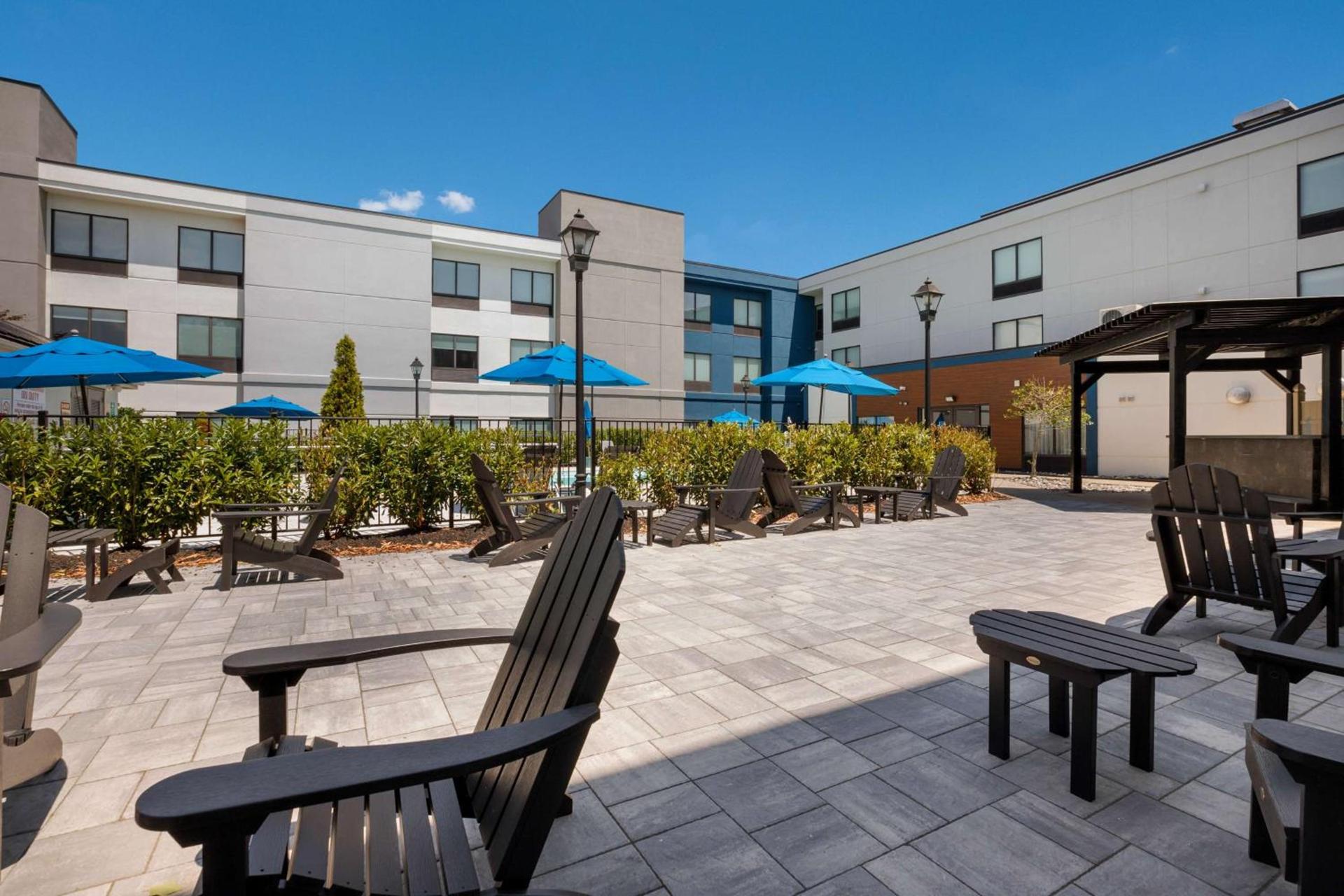 Hampton Inn Princeton photo 15