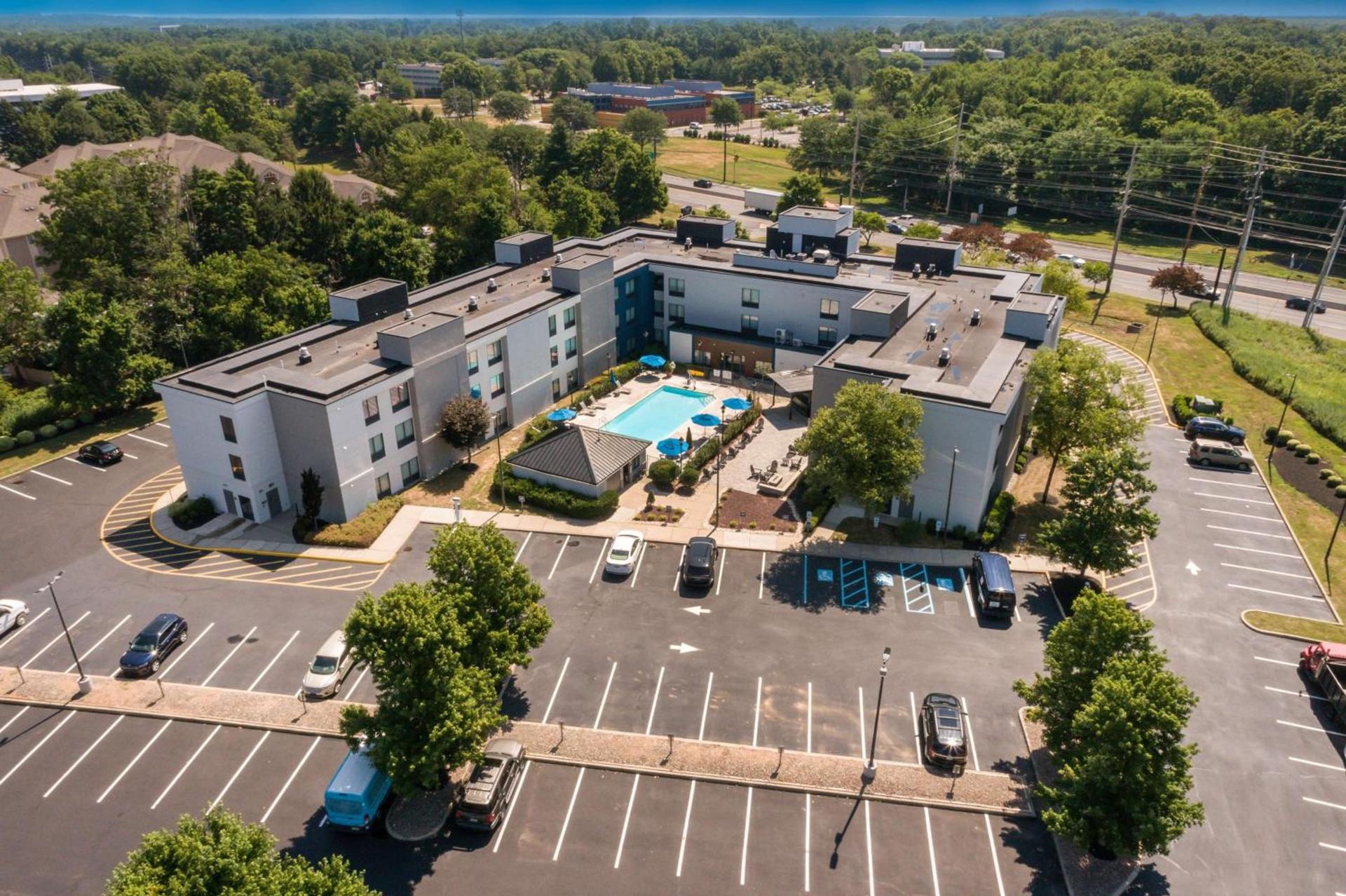 Hampton Inn Princeton photo 20