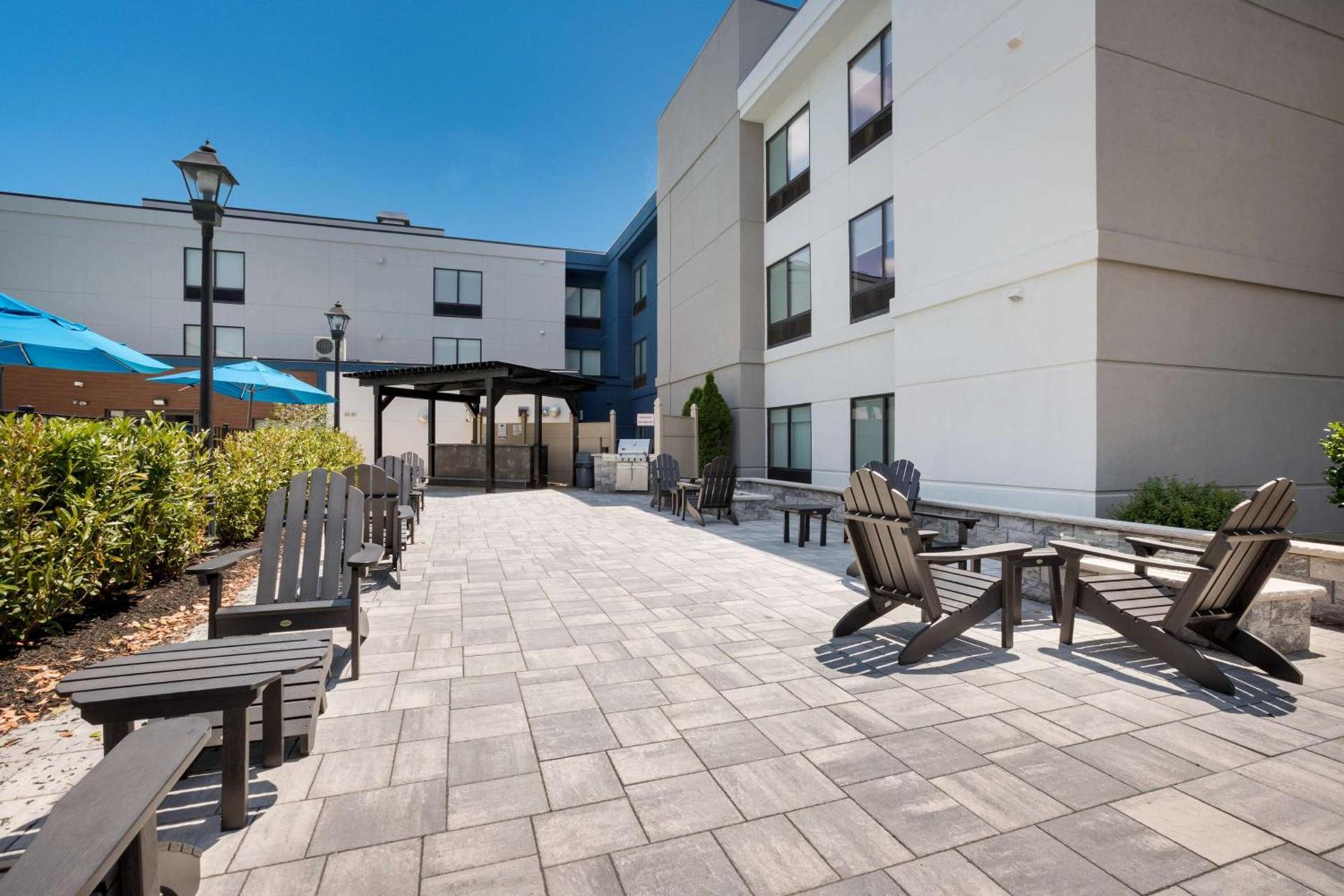 Hampton Inn Princeton photo 30