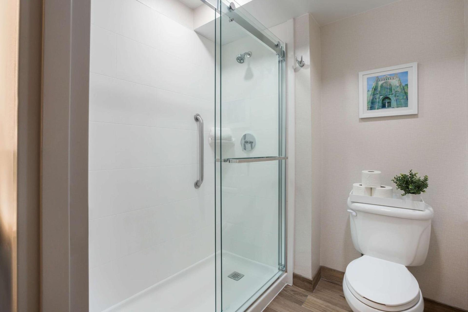 Hampton Inn Princeton photo 41