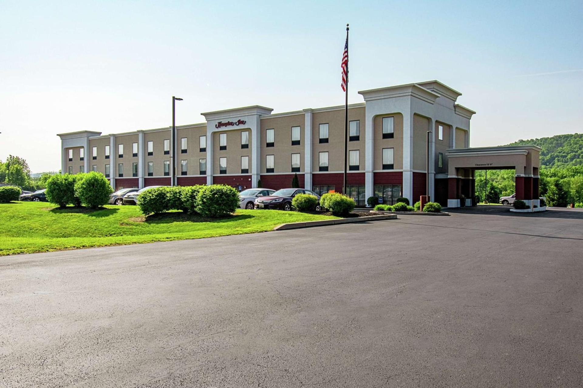 Hampton Inn Pine Grove — hotel in Pine Grove