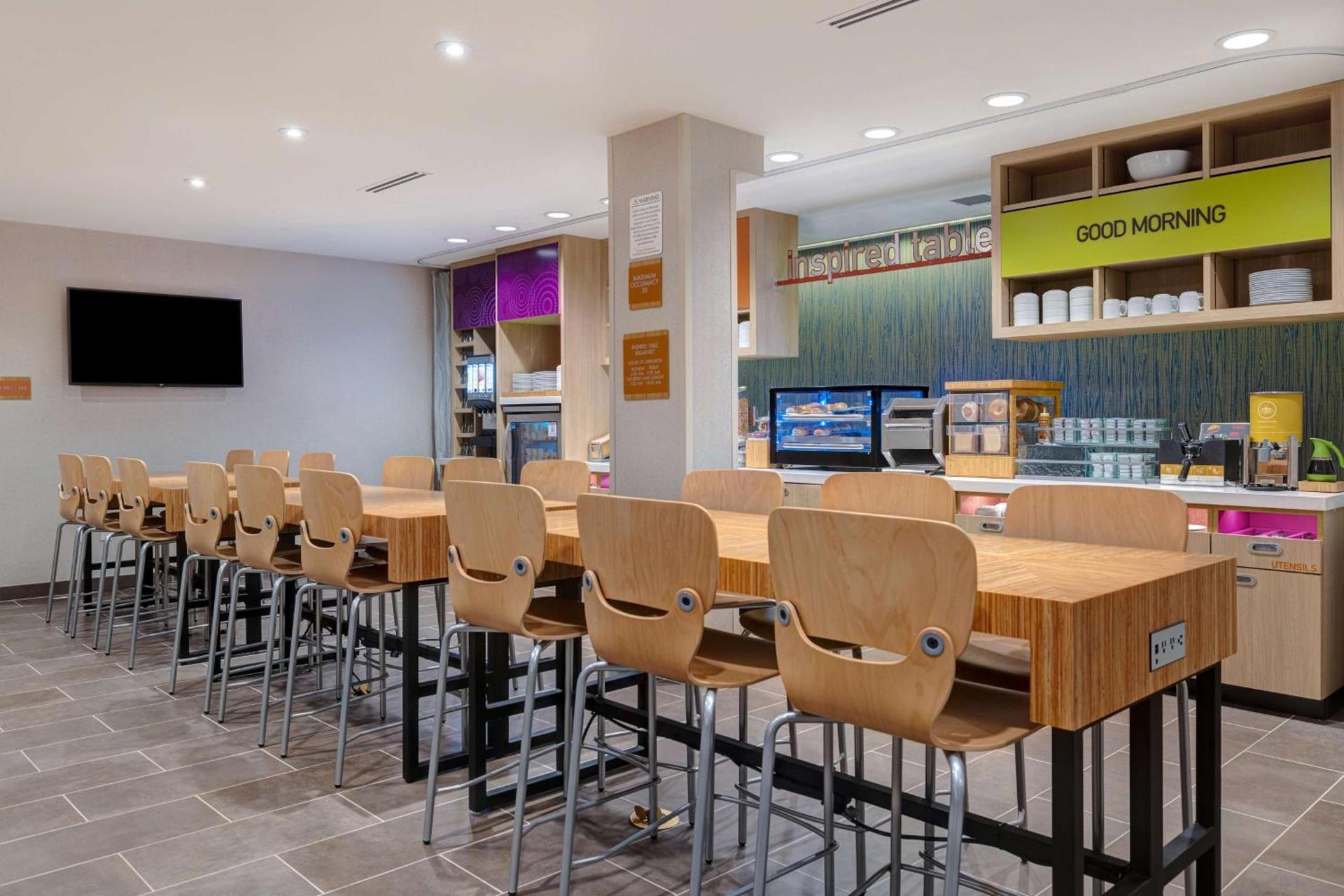 Home2 Suites By Hilton Redding photo 19