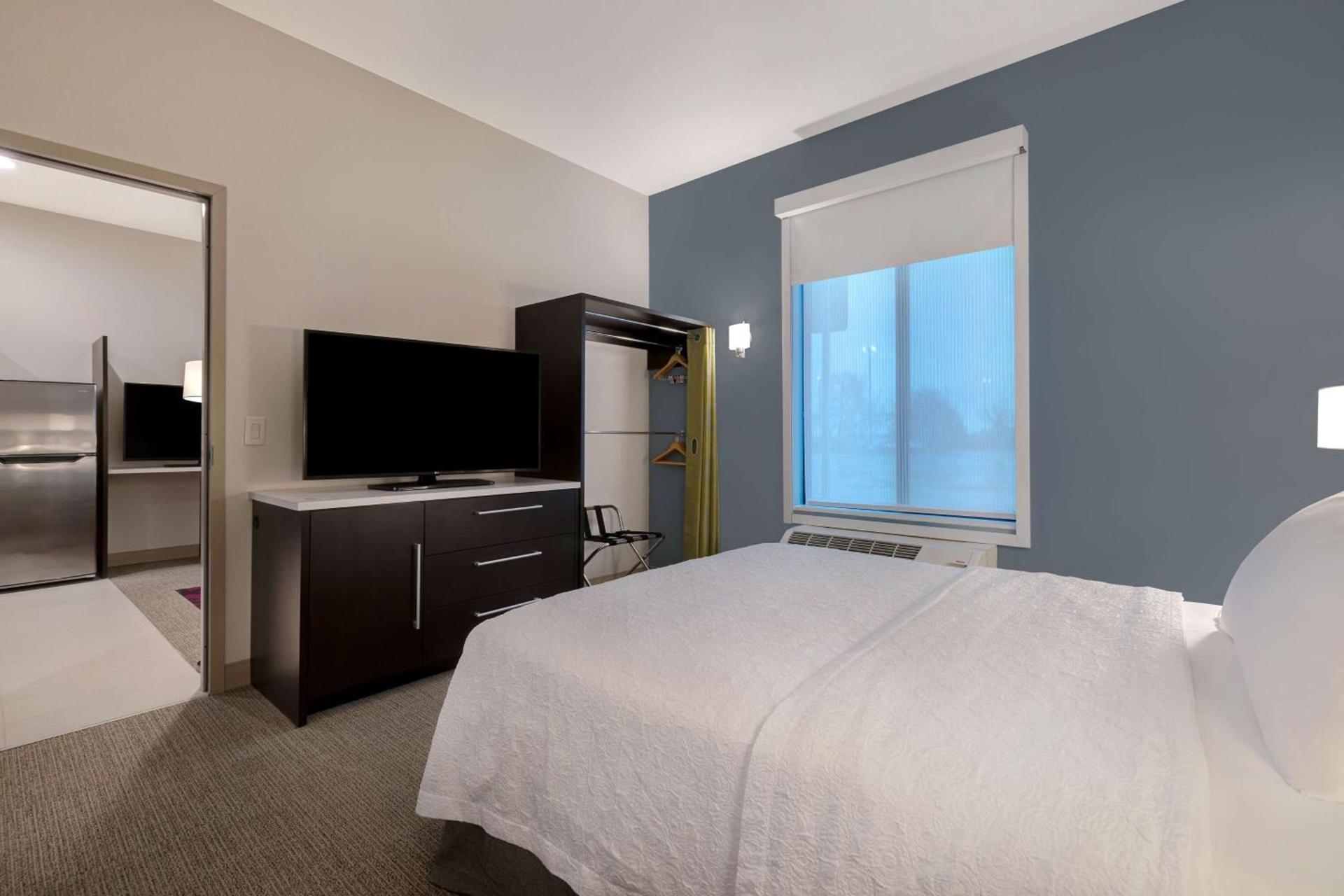 Home2 Suites By Hilton Redding photo 47