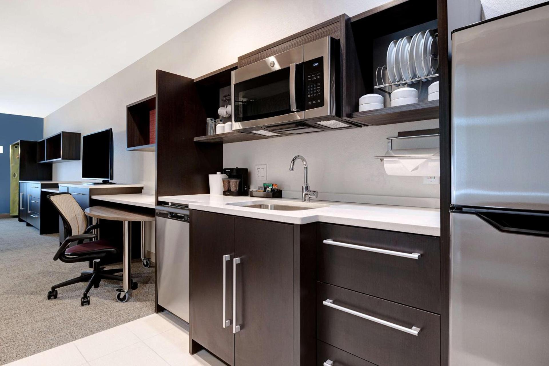 Home2 Suites By Hilton Redding photo 48
