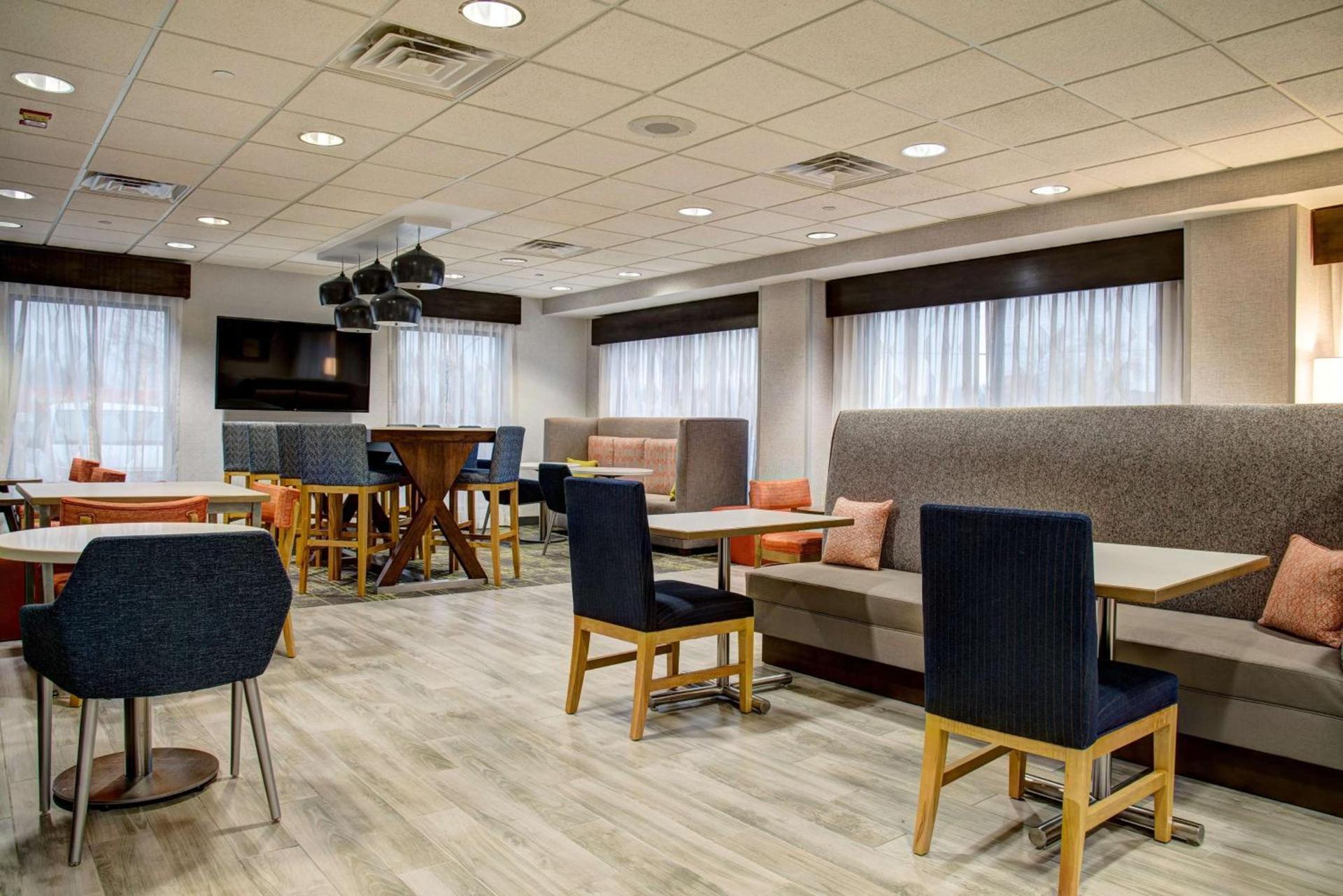 Hampton Inn Rochester photo 6