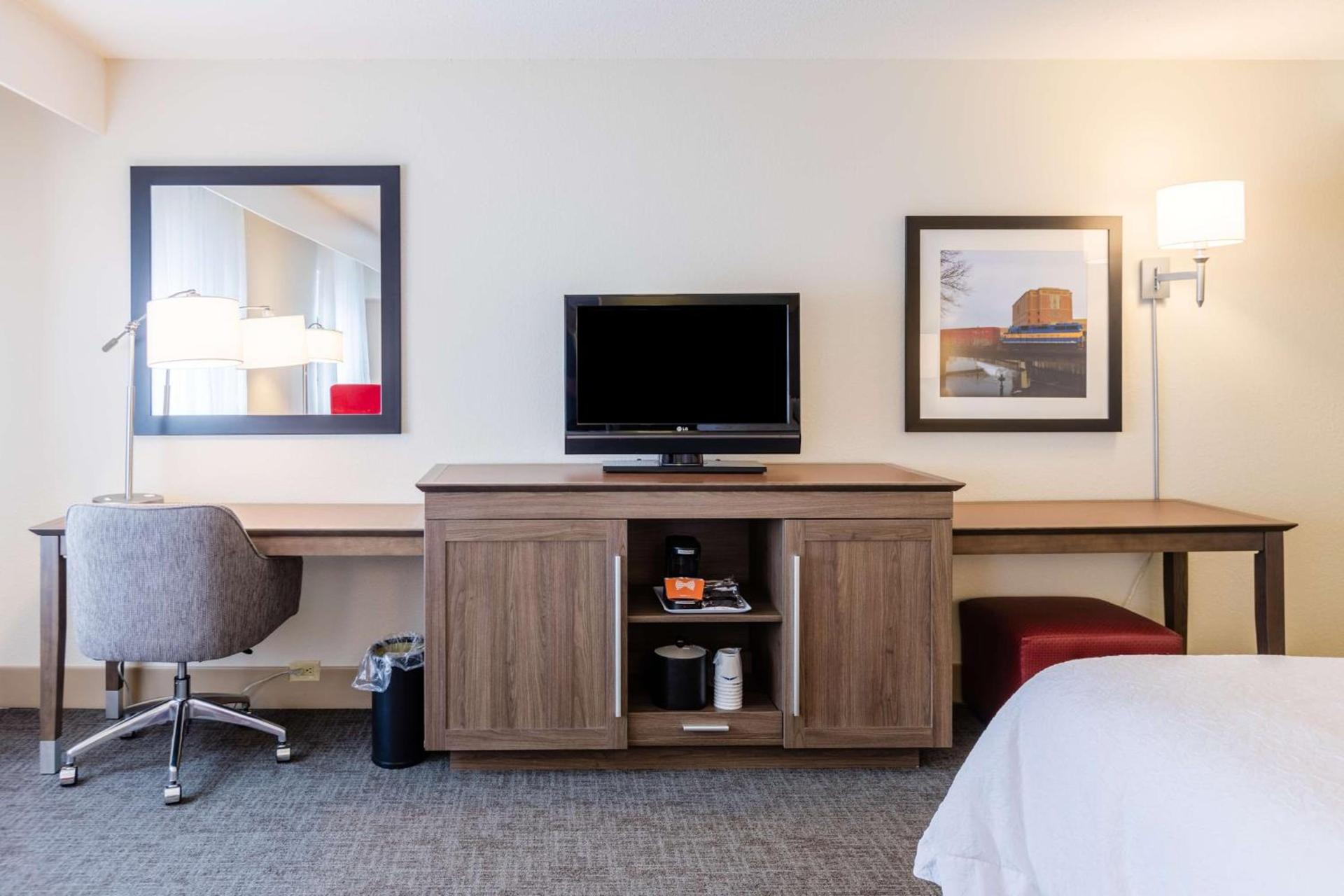 Hampton Inn Rochester photo 26