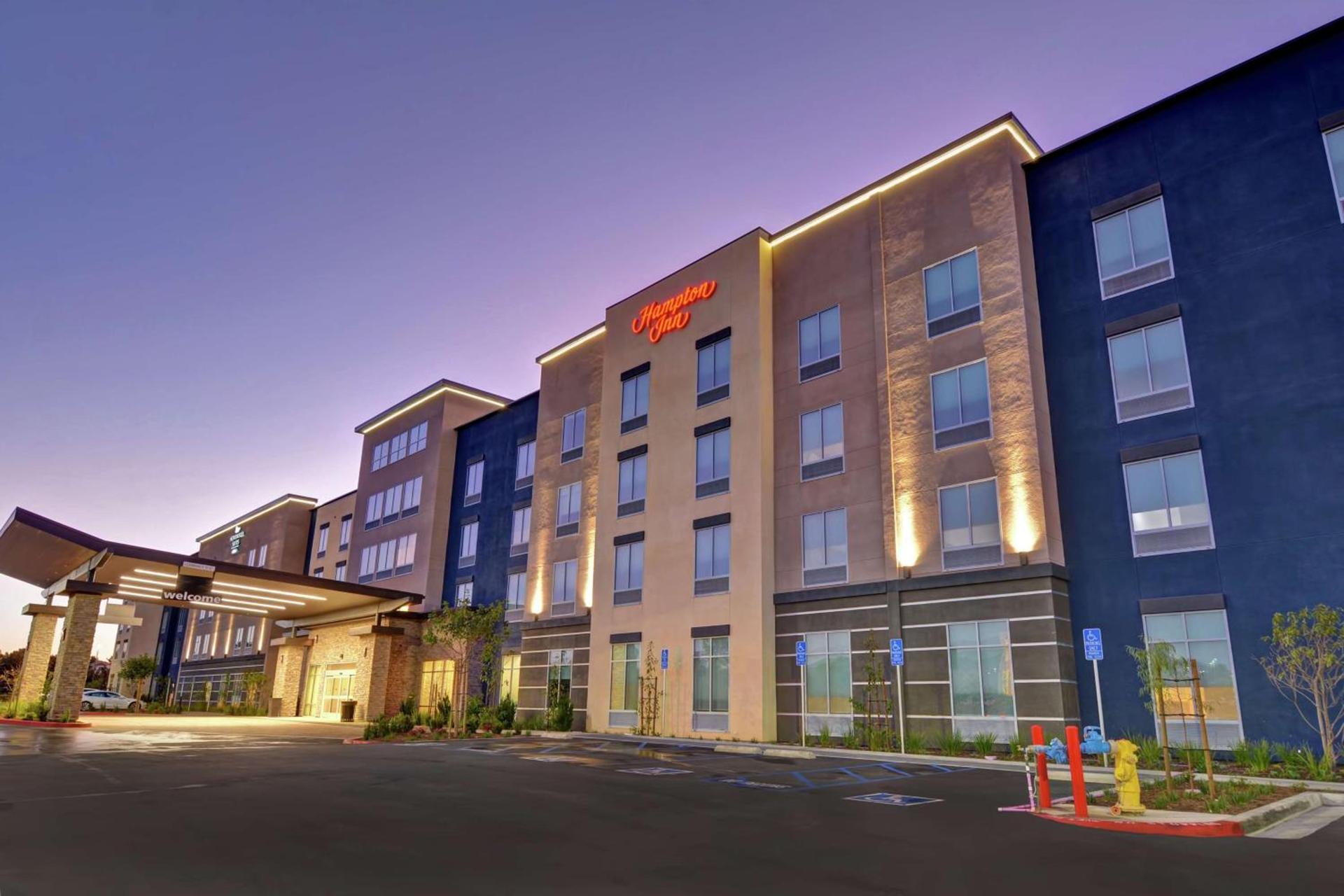 Hampton Inn Chula Vista Eastlake photo 2