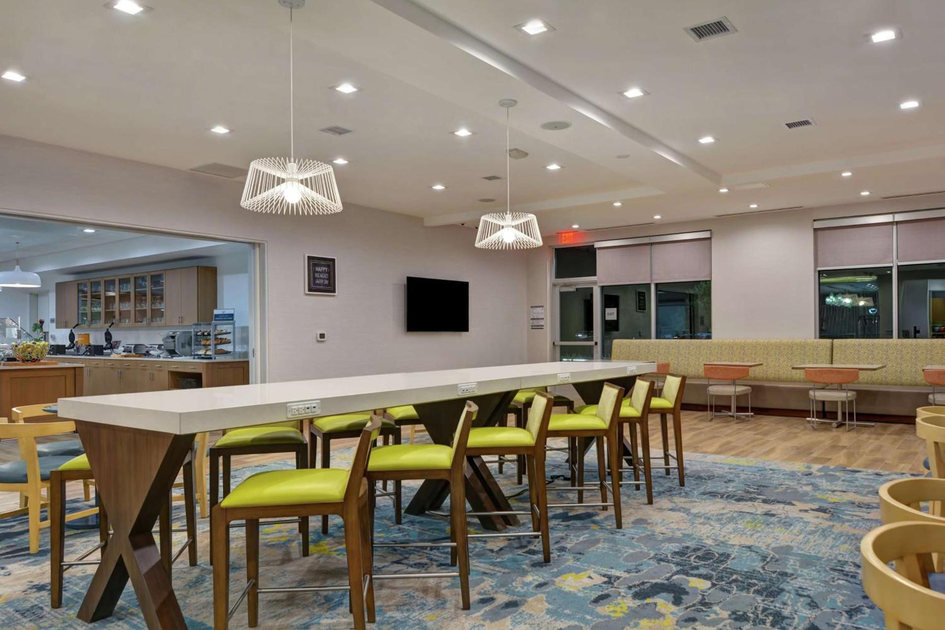 Hampton Inn Chula Vista Eastlake photo 21