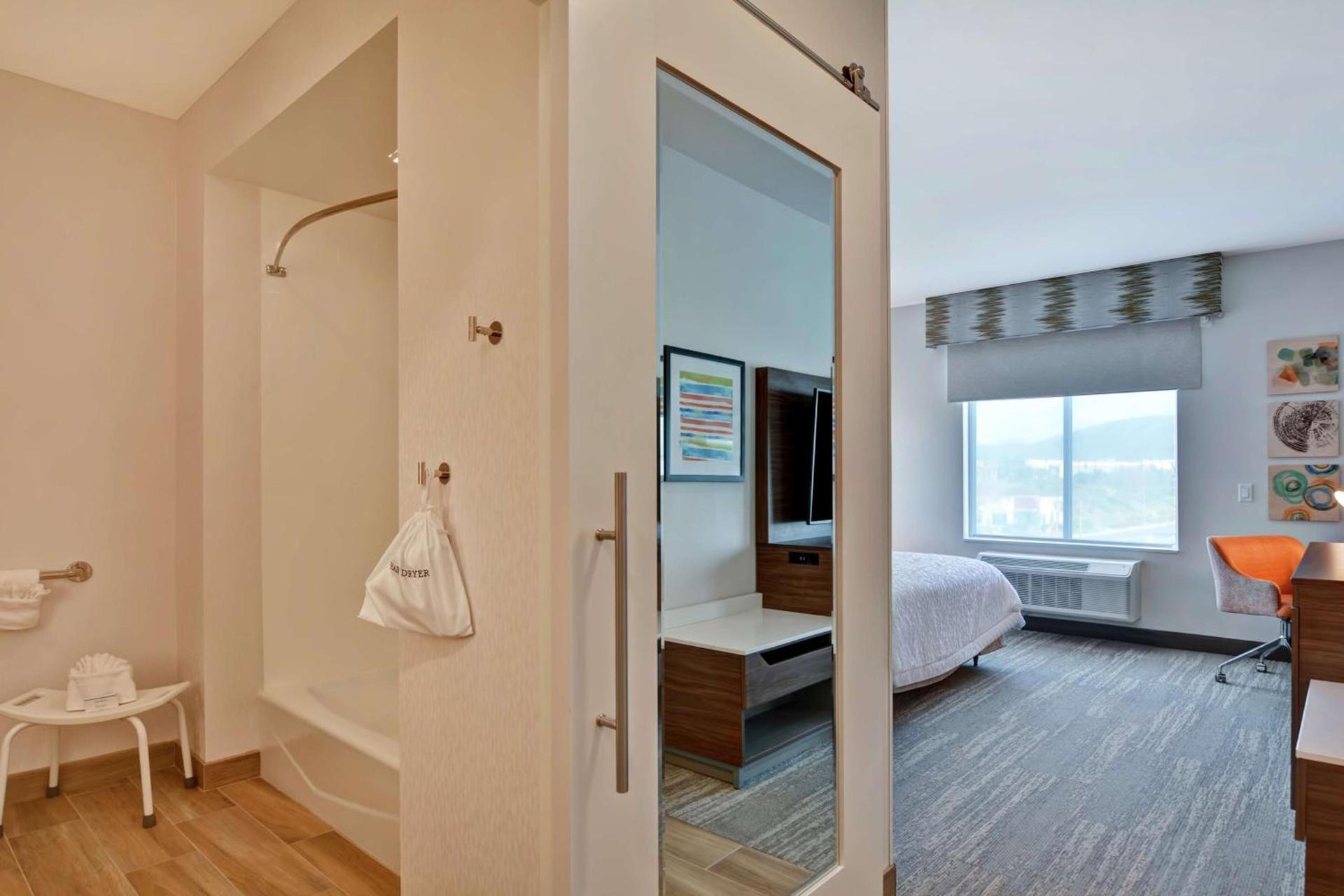 Hampton Inn Chula Vista Eastlake photo 25