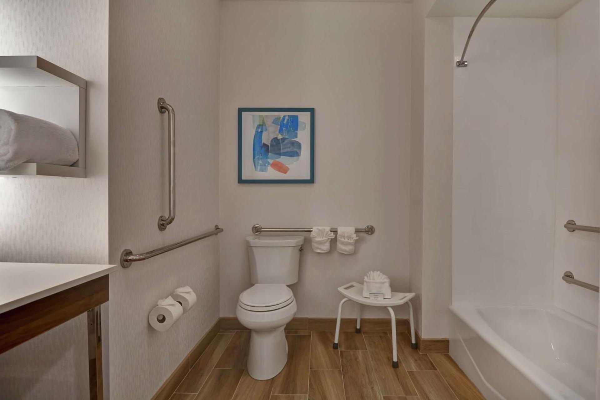 Hampton Inn Chula Vista Eastlake photo 31