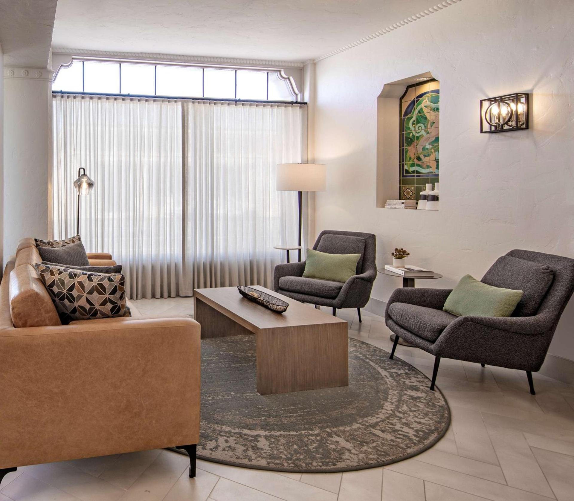 Hotel Virginia Santa Barbara, Tapestry Collection by Hilton photo 9