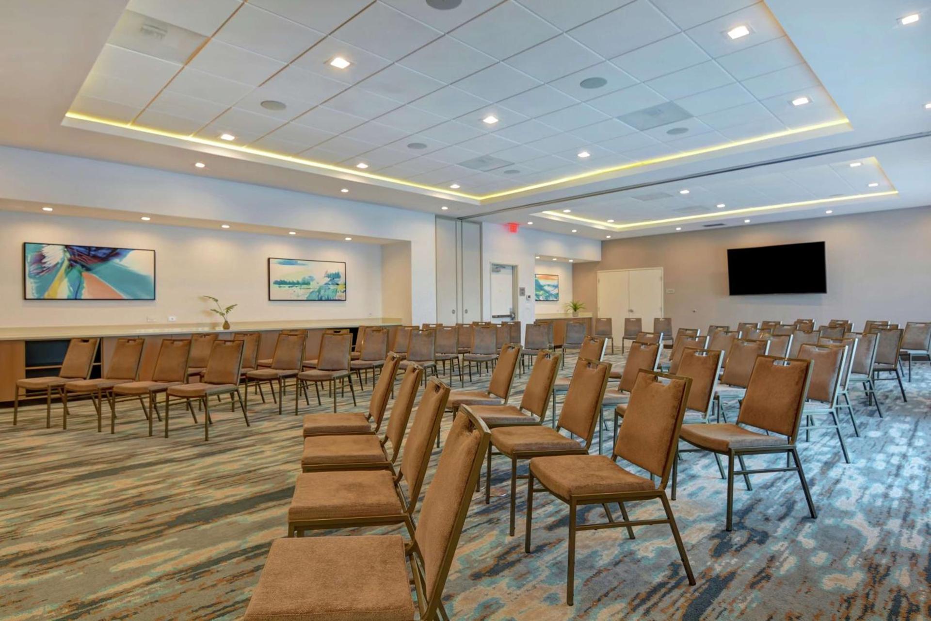 Hampton Inn Chula Vista Eastlake photo 35