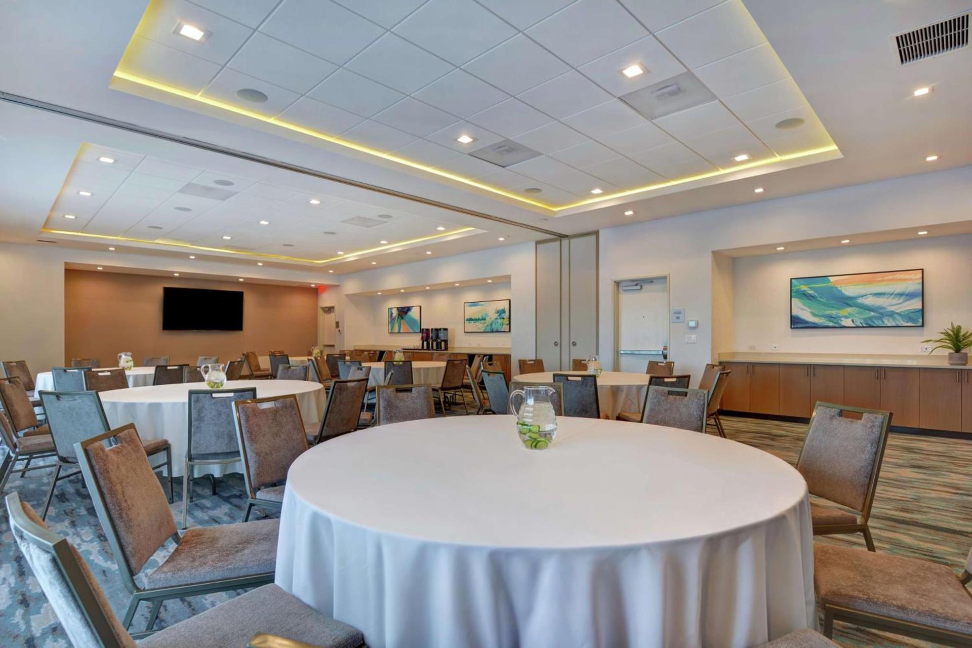 Hampton Inn Chula Vista Eastlake photo 37