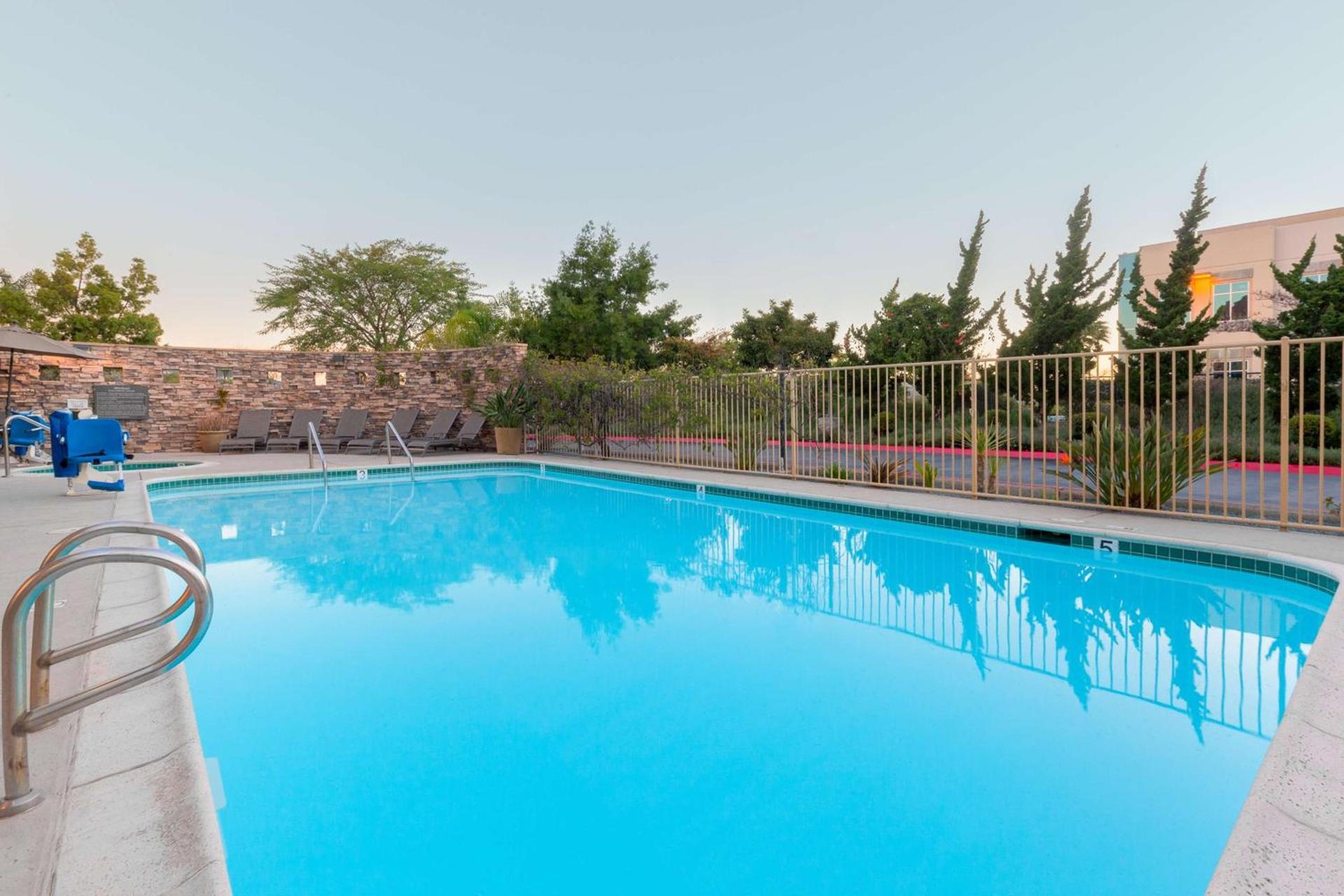 Hampton Inn San Marcos photo 10