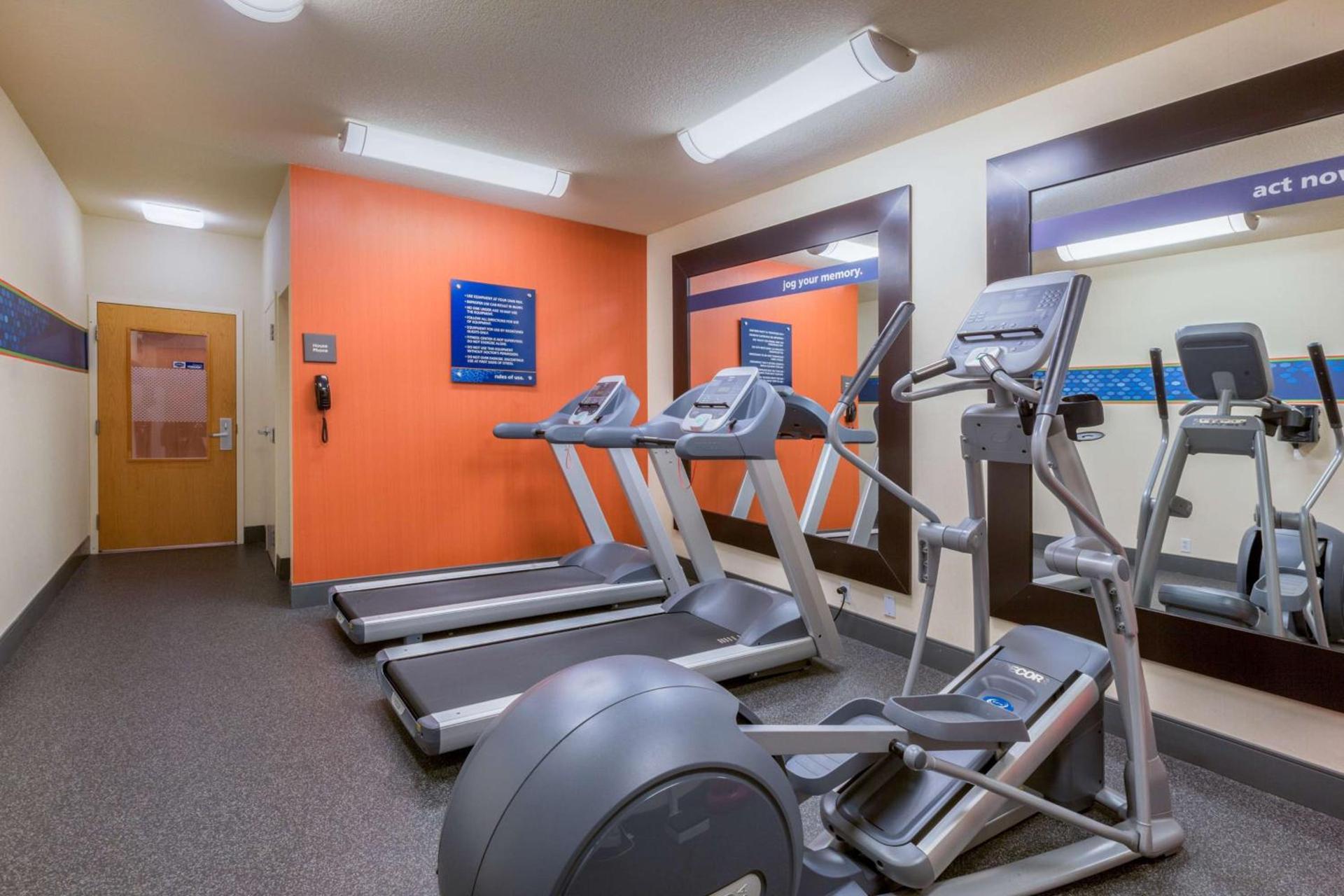 Hampton Inn San Marcos photo 19