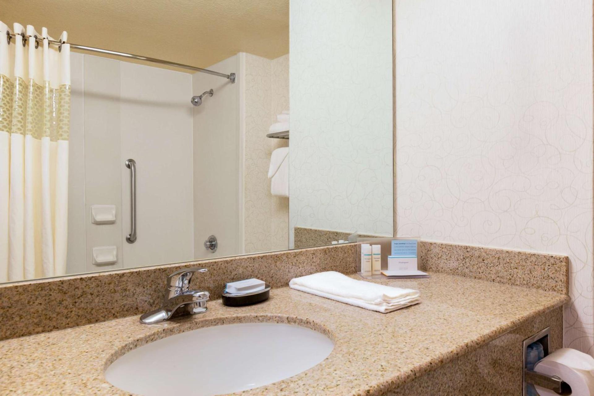 Hampton Inn San Marcos photo 45