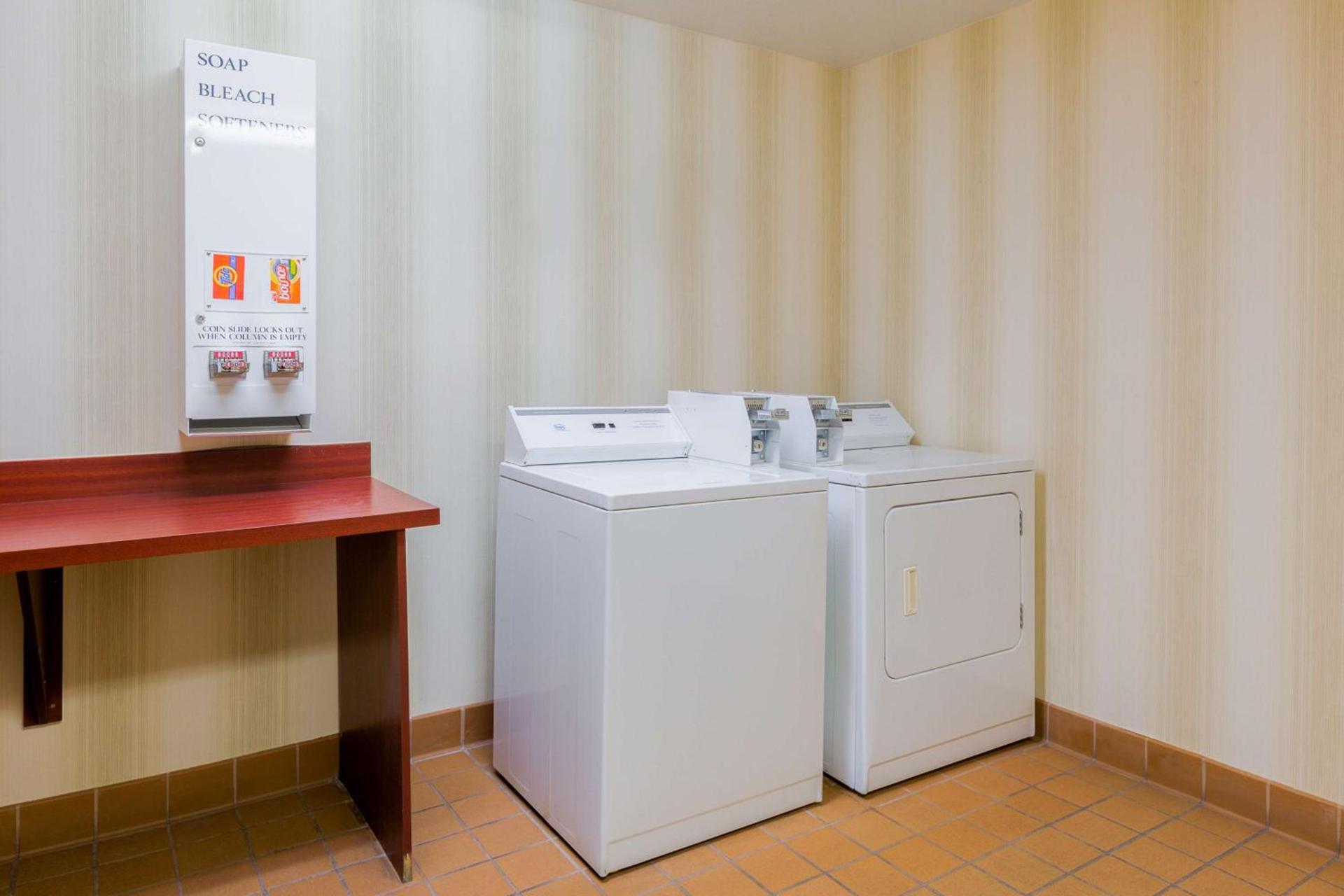 Hampton Inn San Marcos photo 51