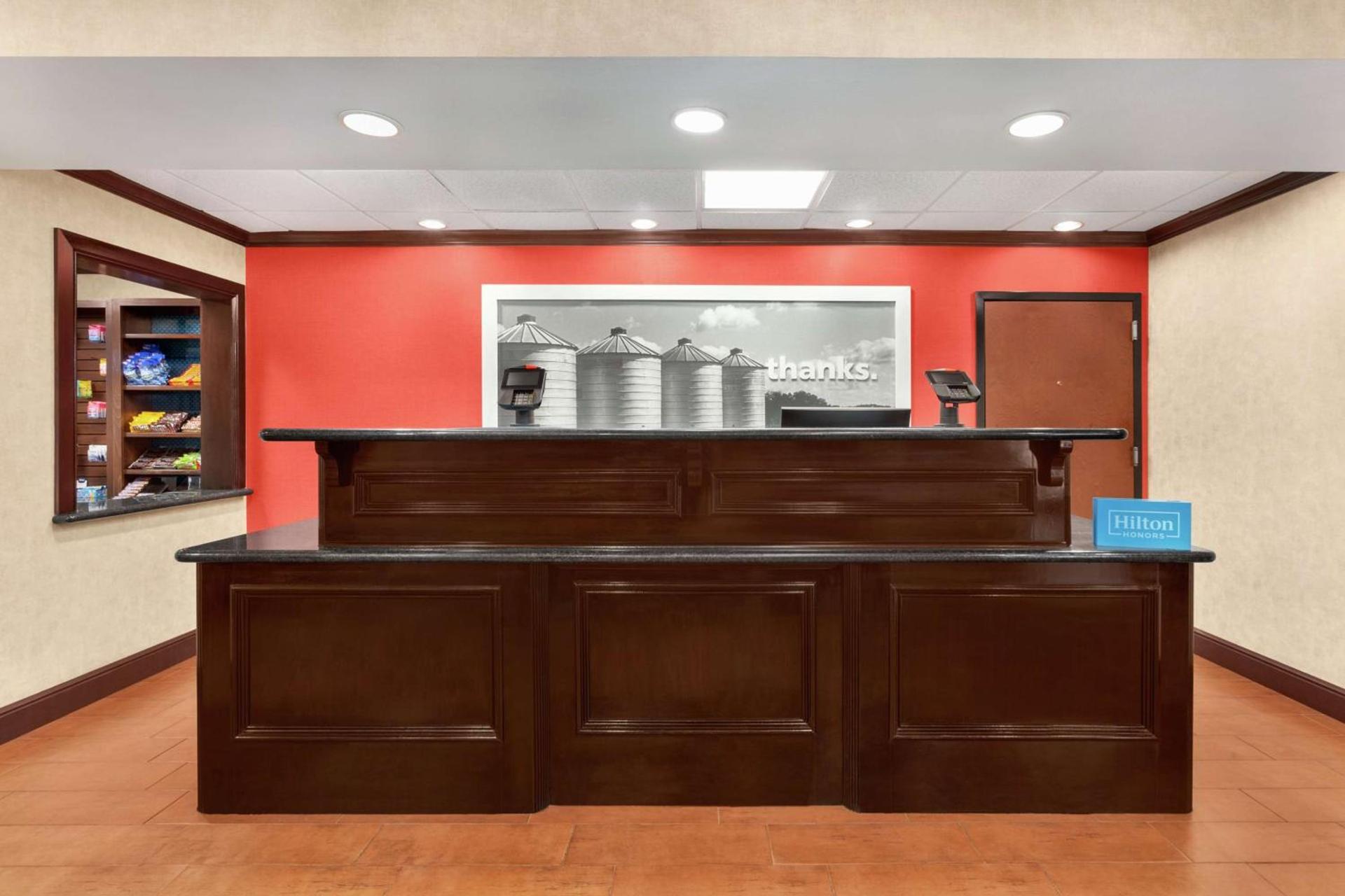 Hampton Inn Sulphur Springs photo 7
