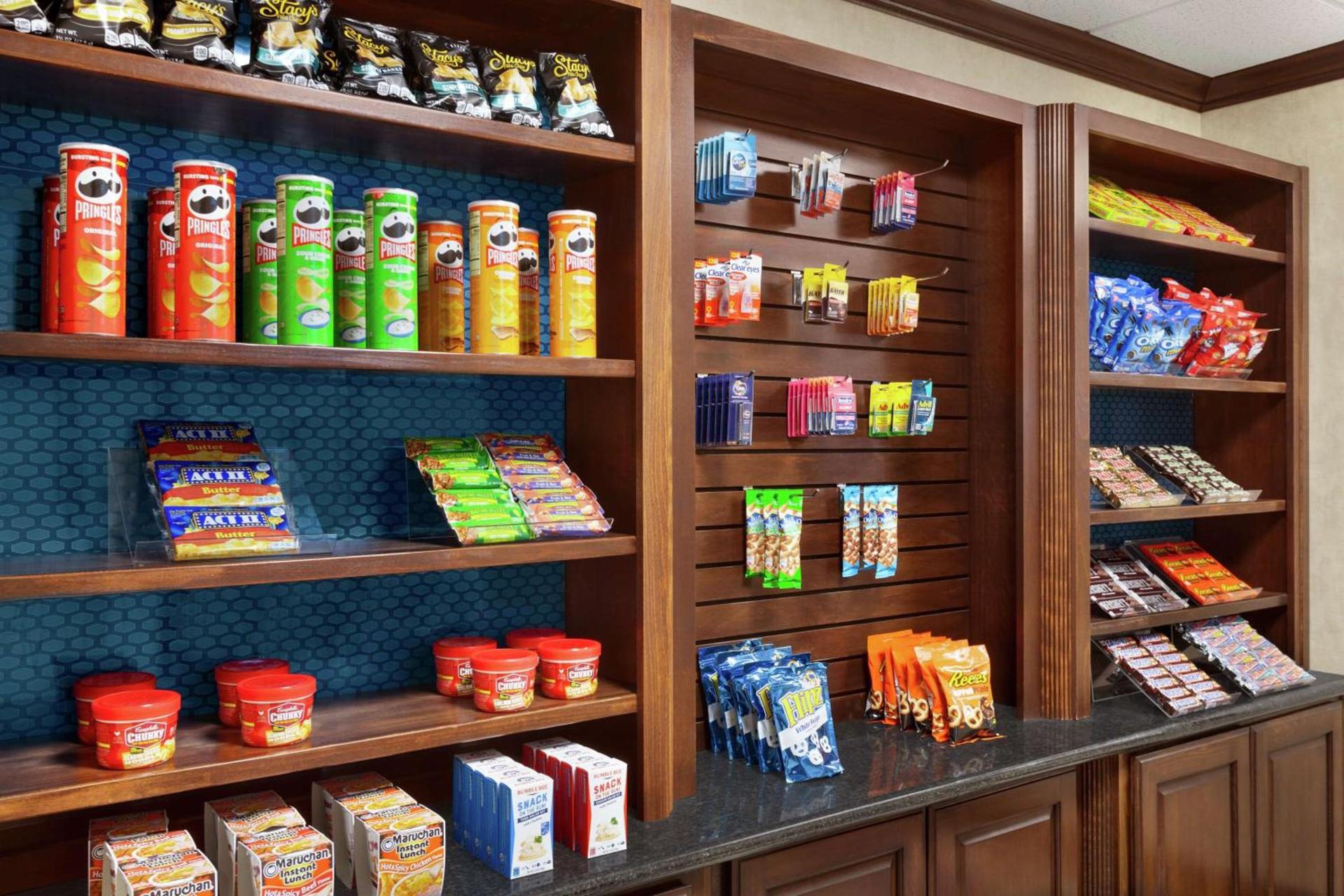 Hampton Inn Sulphur Springs photo 11