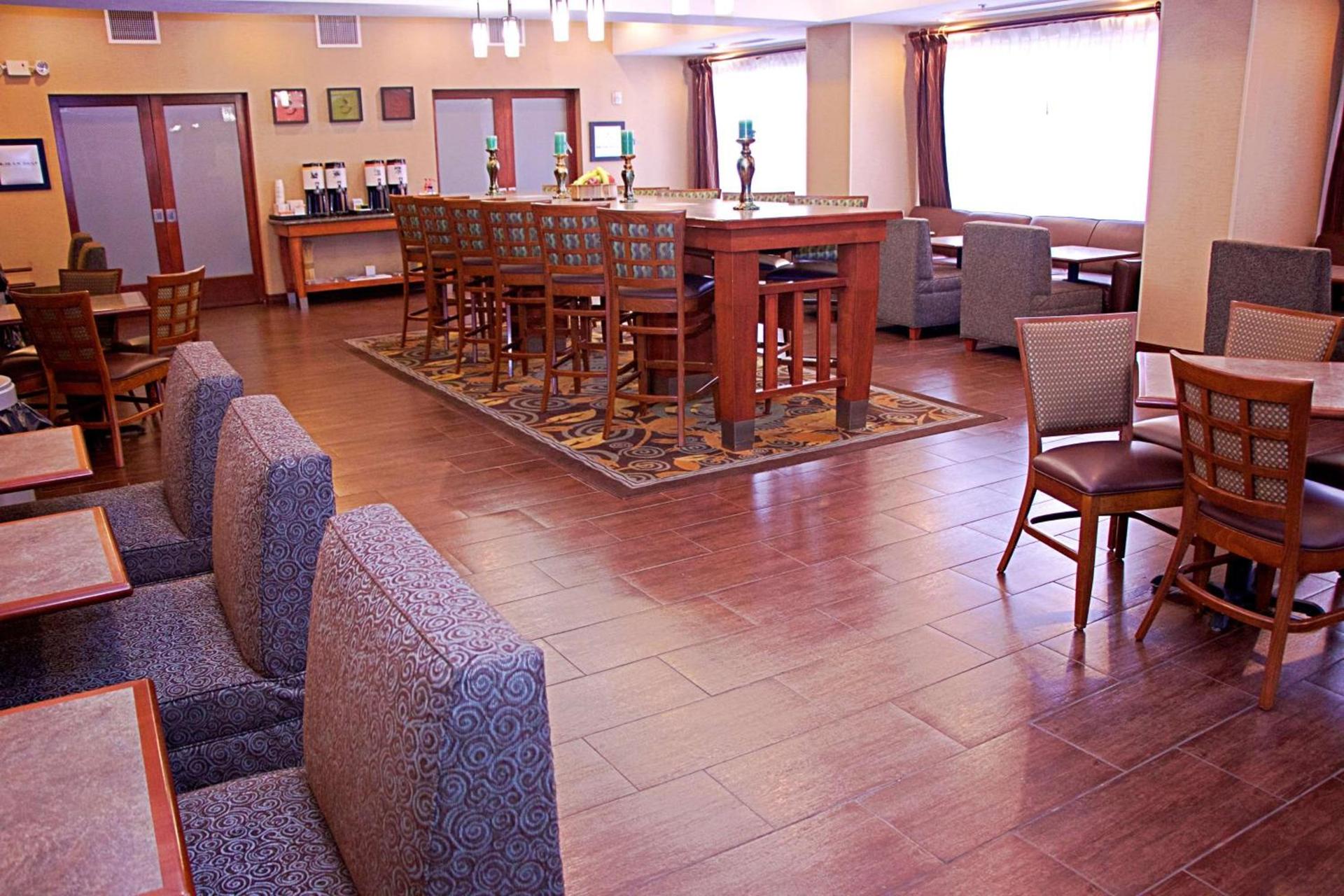 Hampton Inn Sidney photo 10