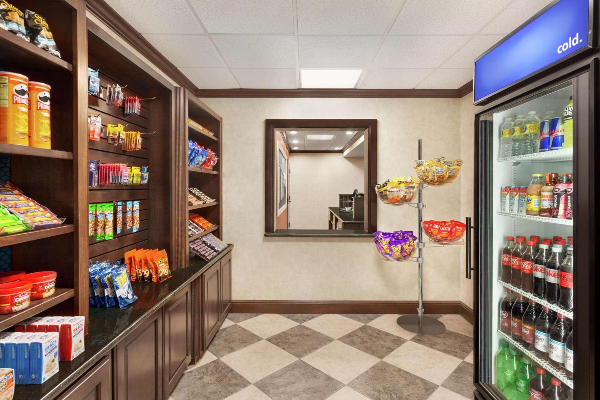 Hampton Inn Sulphur Springs photo 12