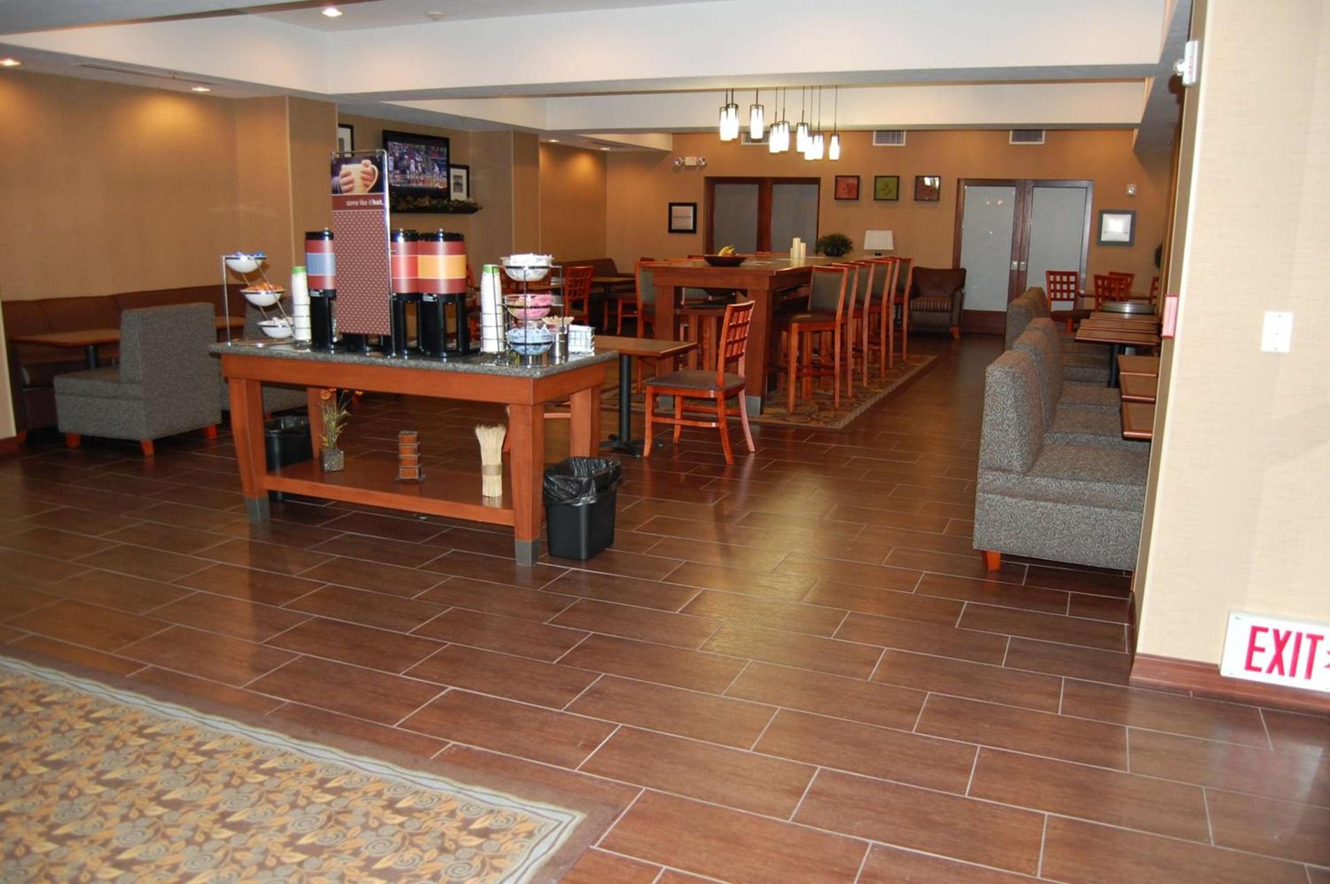 Hampton Inn Sidney photo 14