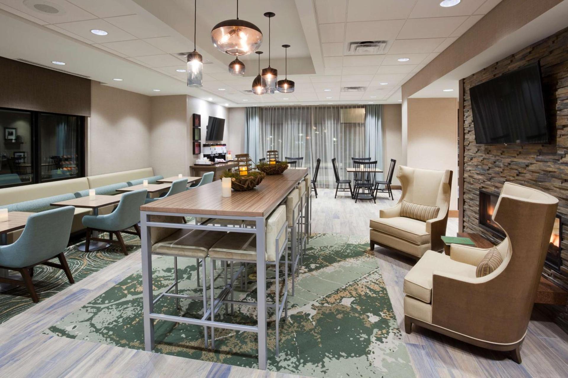 Hampton Inn Spicer Green Lake, MN photo 17