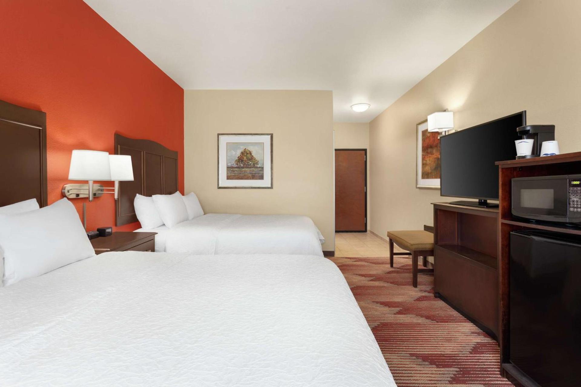 Hampton Inn Sulphur Springs photo 24